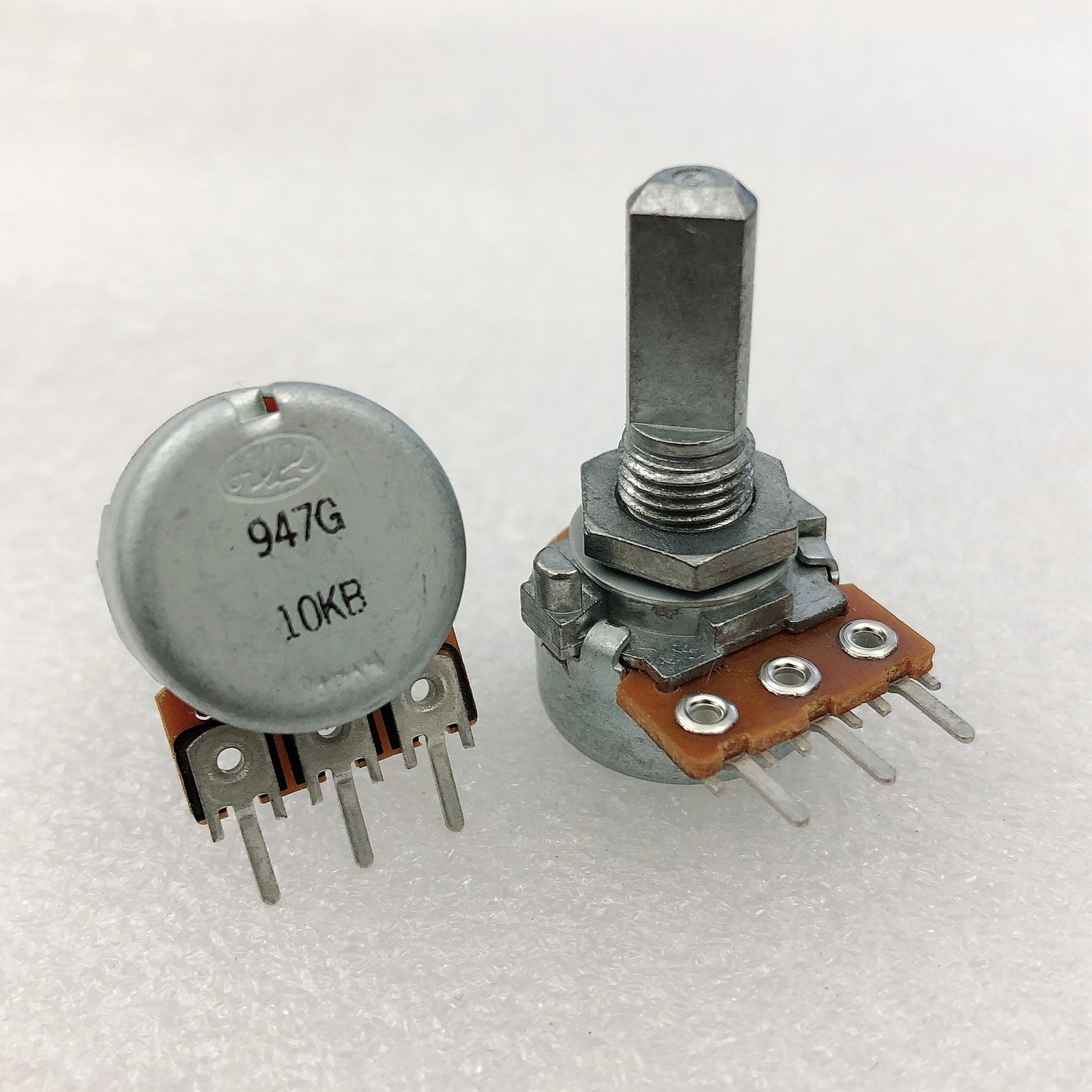 5PCS 16 type single link 3-pin potentiometer B10K RK1631110U1Q