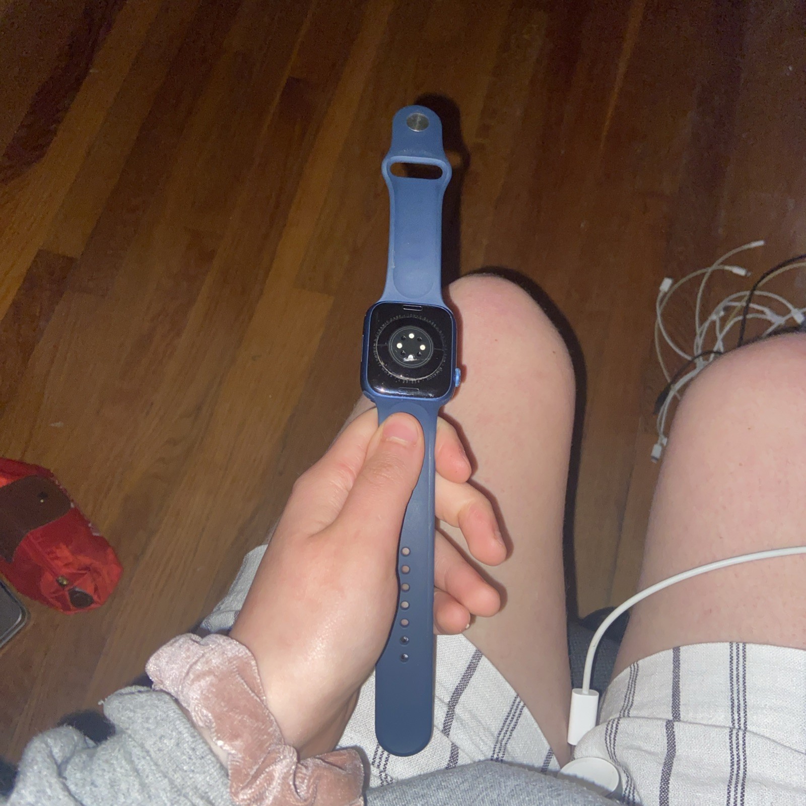 Apple Watch Series 7 WITH CHARGER