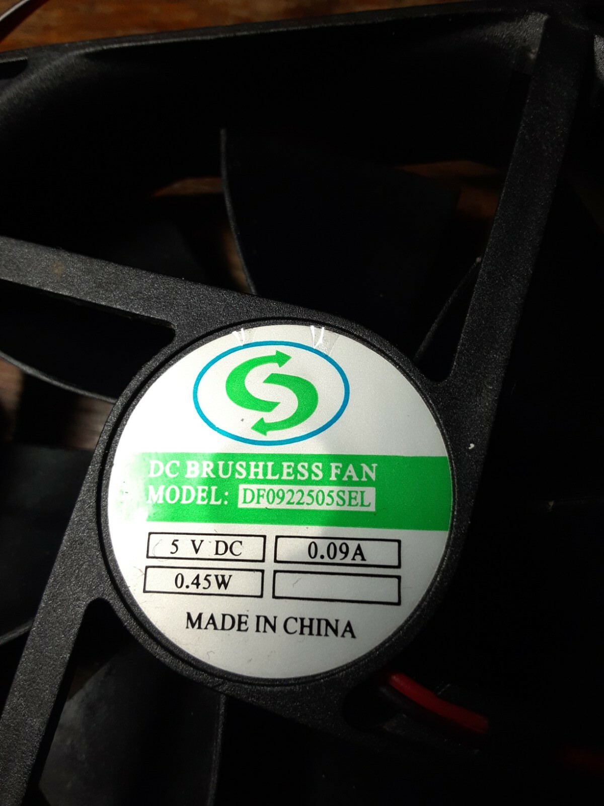 DC BRUSHLESS FAN DF0922505SEL 5V DC 0.09A 0.45W