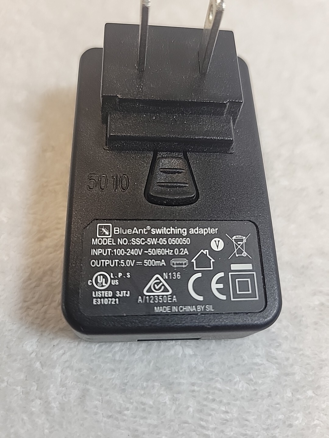 BlueAnt SSC-5W-05 050050 Switching Adapter Output 5.0V 500mA