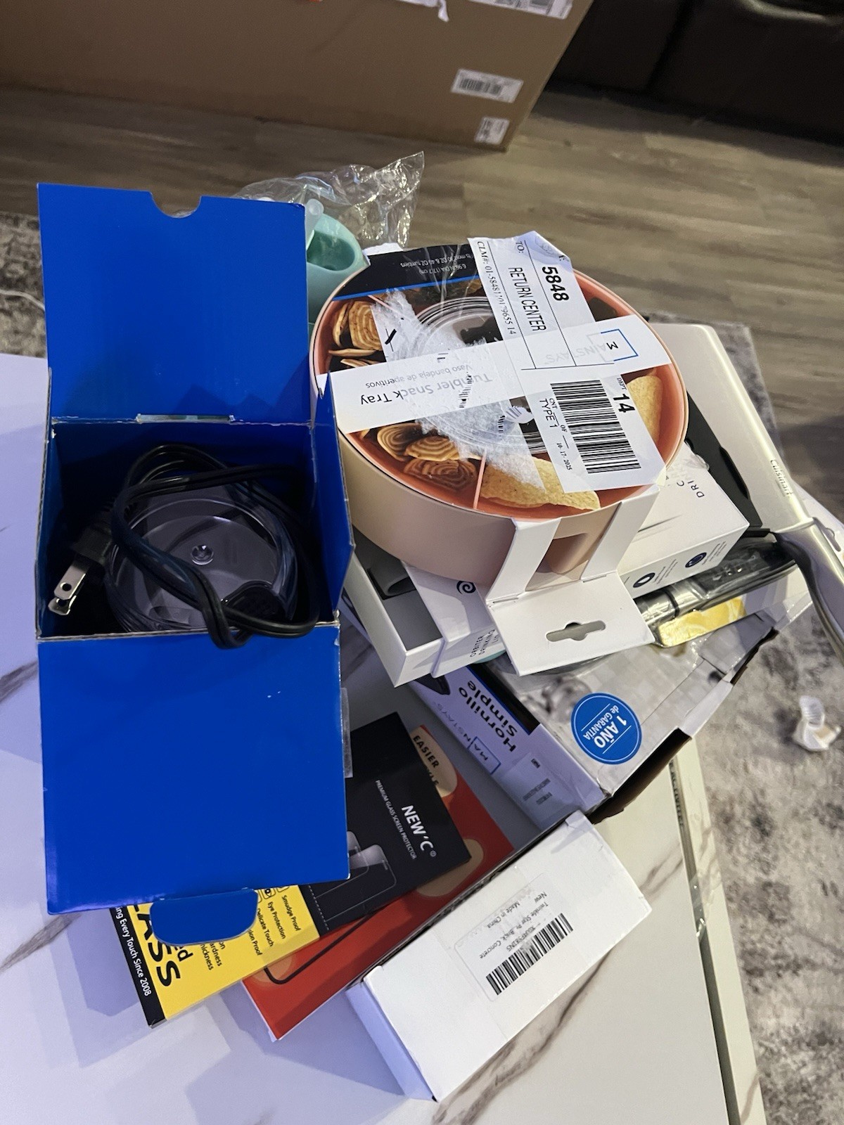 Cuisinart KitchenAid bodum Mixed Lot Consumer Electronics & Household Gadgets