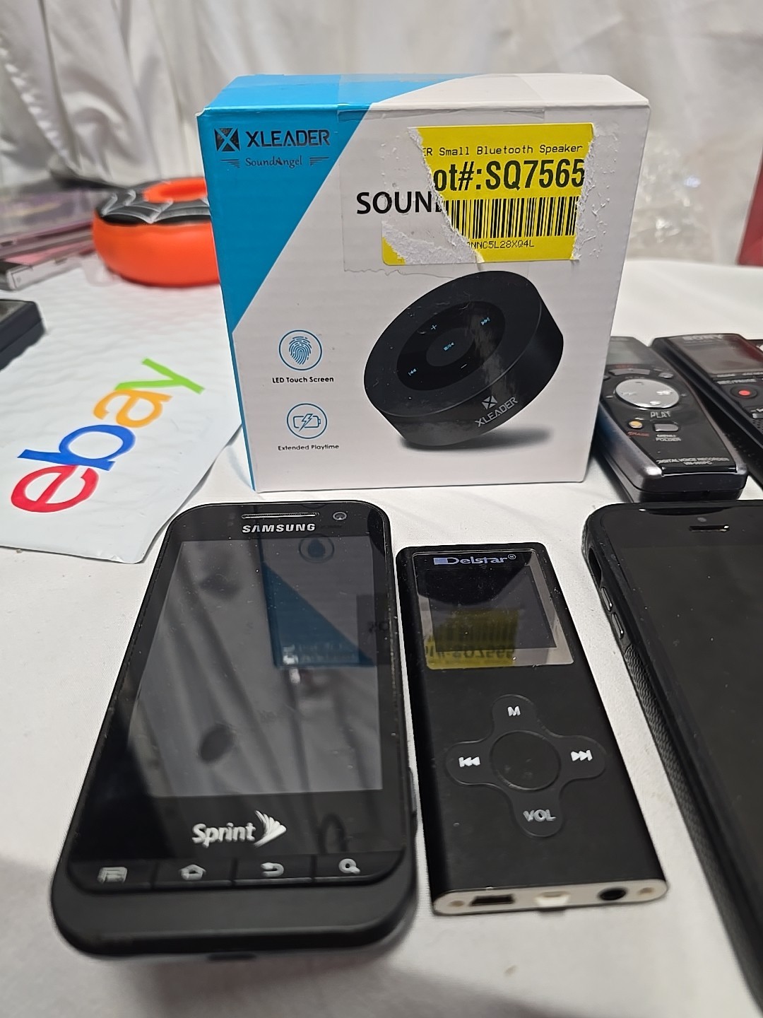Electronic Devices Untested Bundle Multiple Brands Phones Remotes Speaker Record