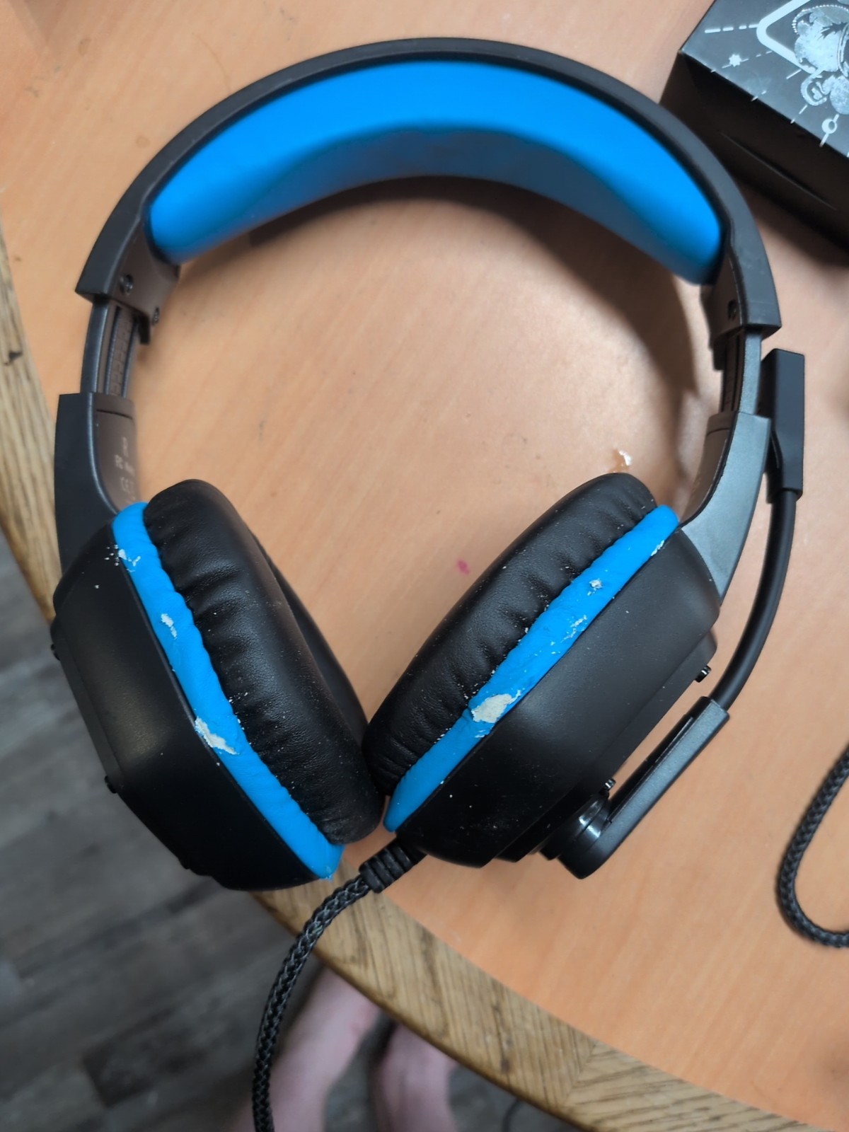 Echo Dot, Smart Band, Fake AEarpods, USB Eksa headset, 2x Bluetooth Mini Speaker
