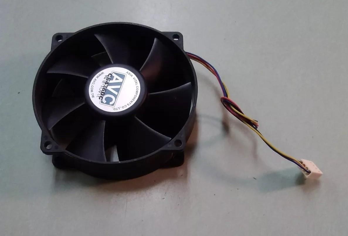 AVC DA09025T12UP 048 DC12V 0.70A
