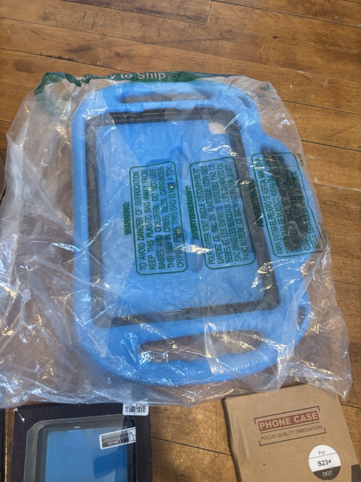 Amazon Returns Mystrey Box Lot 18.cell phone cases, screen, protectors, and more