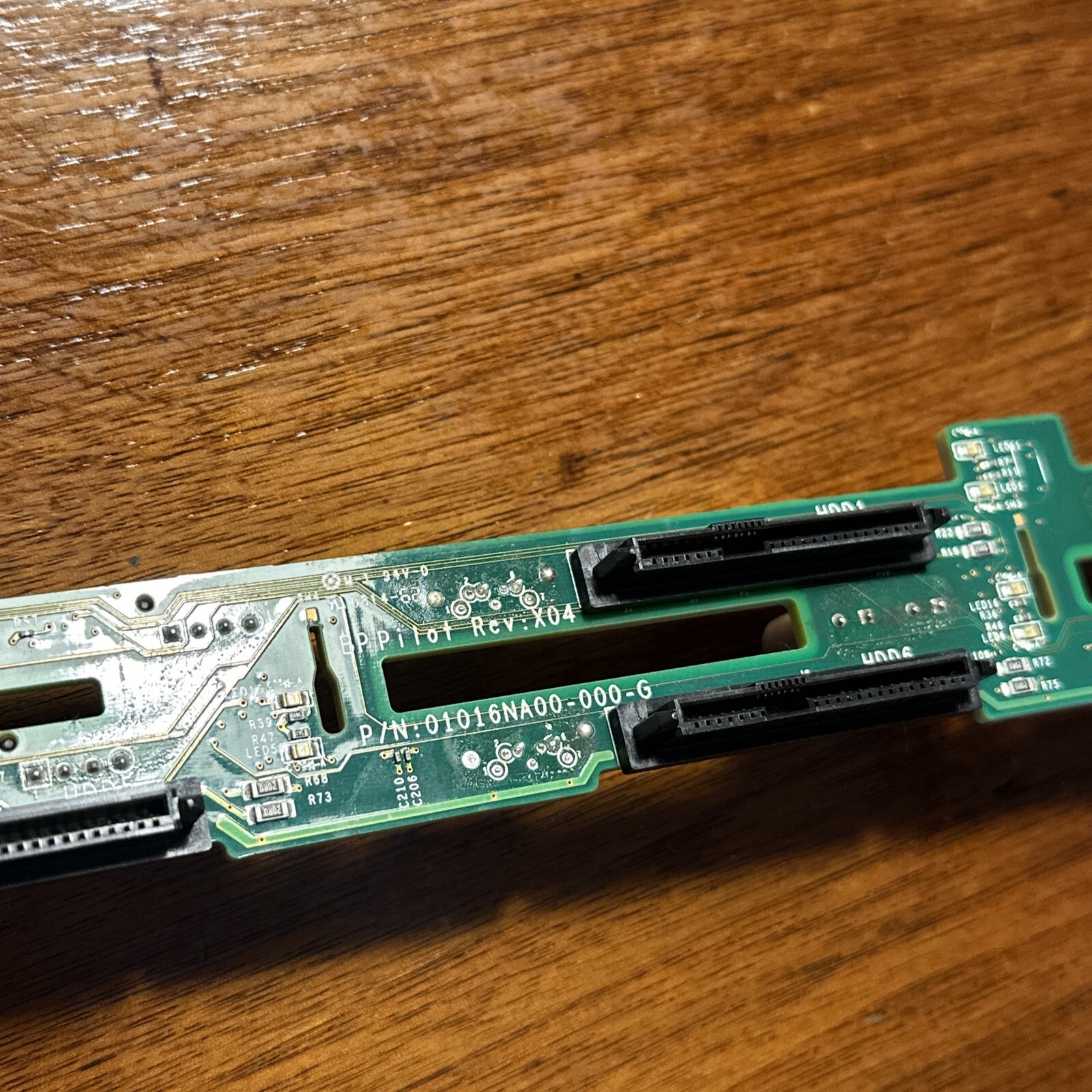 74-10148-01 A0 Cisco UCS C220M3 8 Bay 2.5″ Hard Drive Backplane 01016NA00-000-G