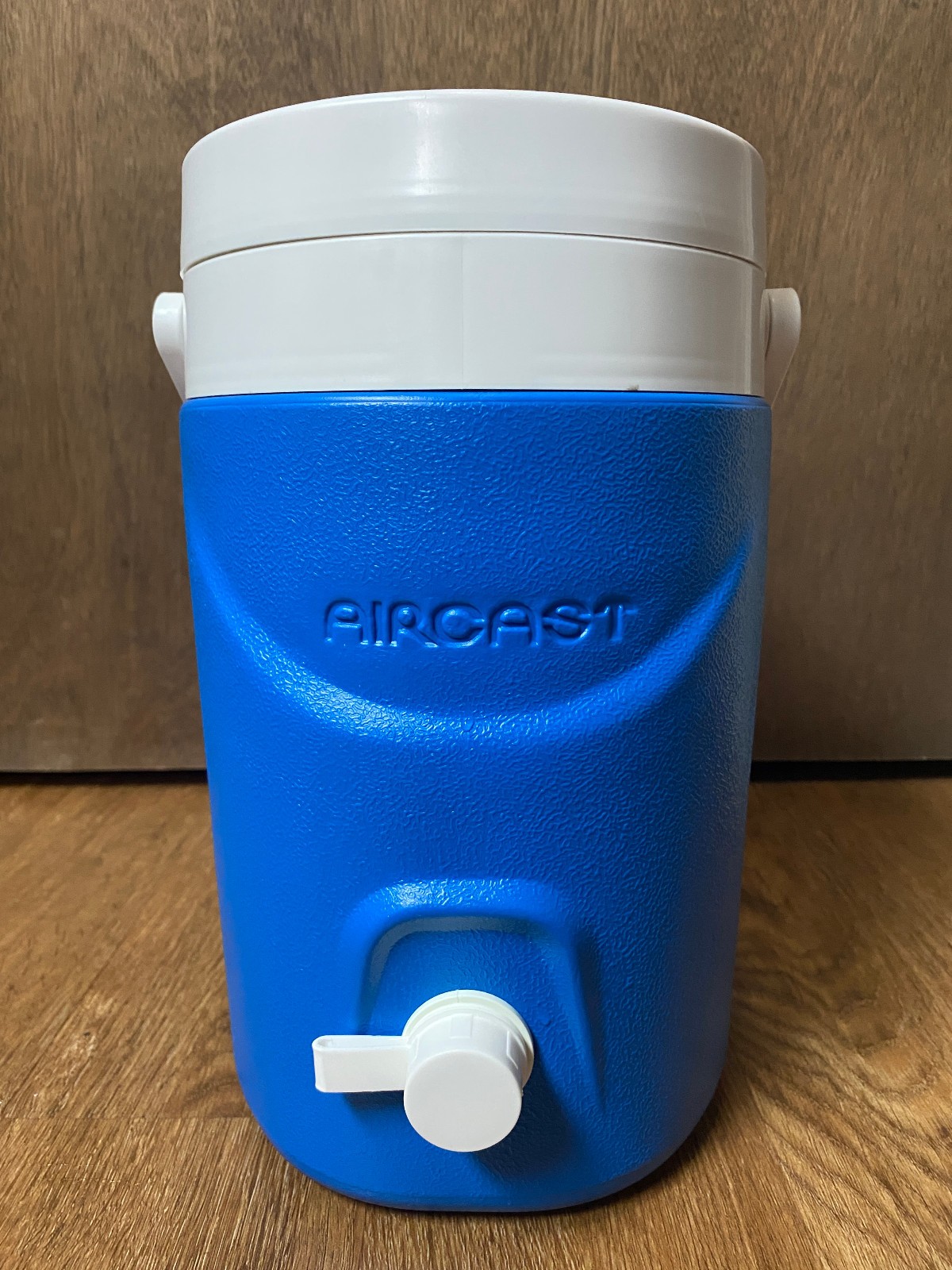 Aircast Cryo/Cuff Ice Therapy Gravity Cooler, Hose, Med Knee Cuff, Complete Set