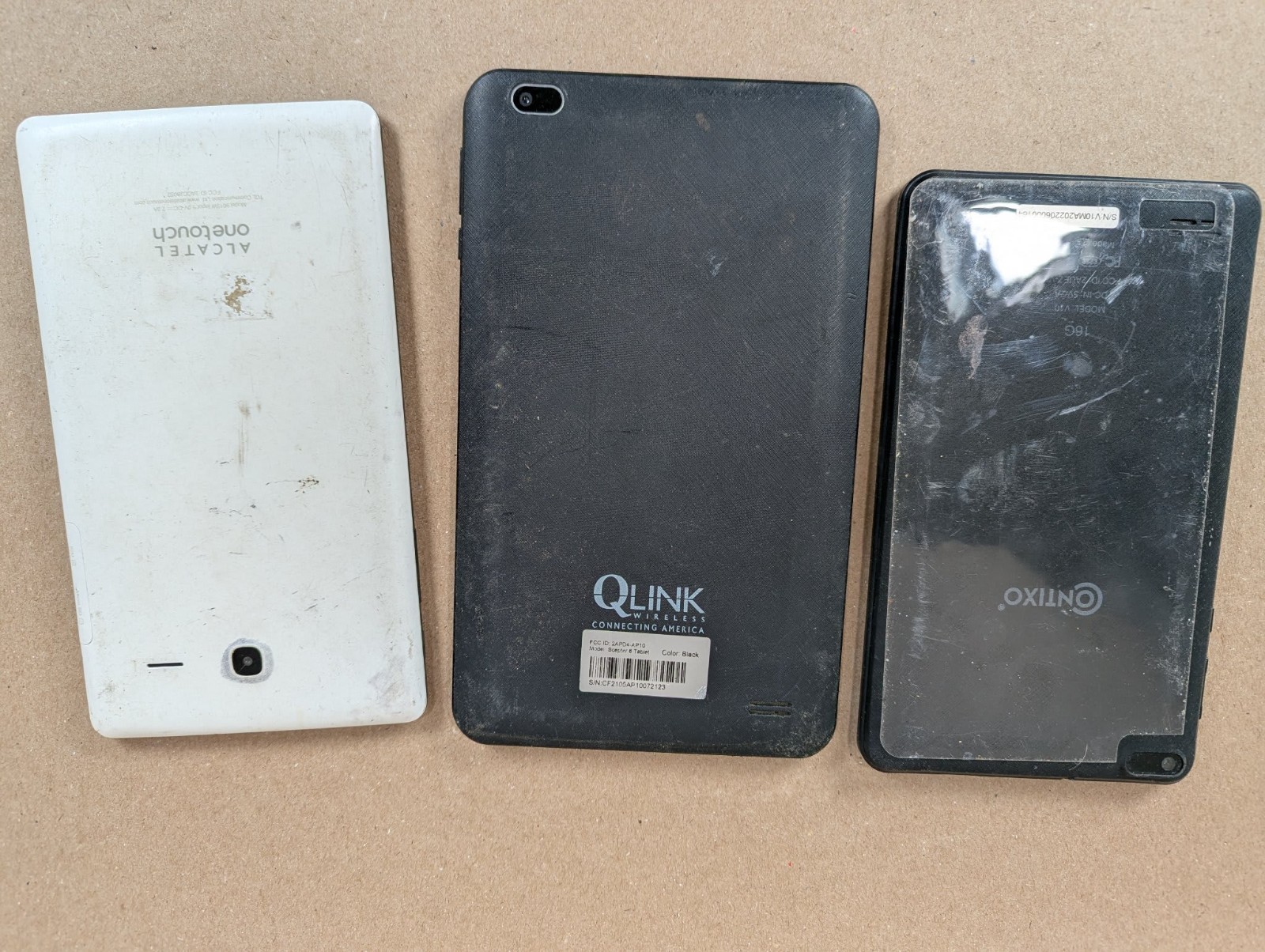 Tablet Device Scrap Parts or Repair Lot of 13 Assorted Android Non Working