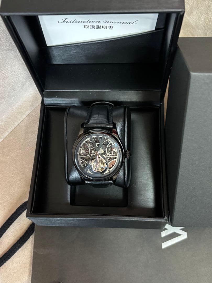 Vartix Wristwatch VX03 Desir Tourbillon for men balck color w/Case manual