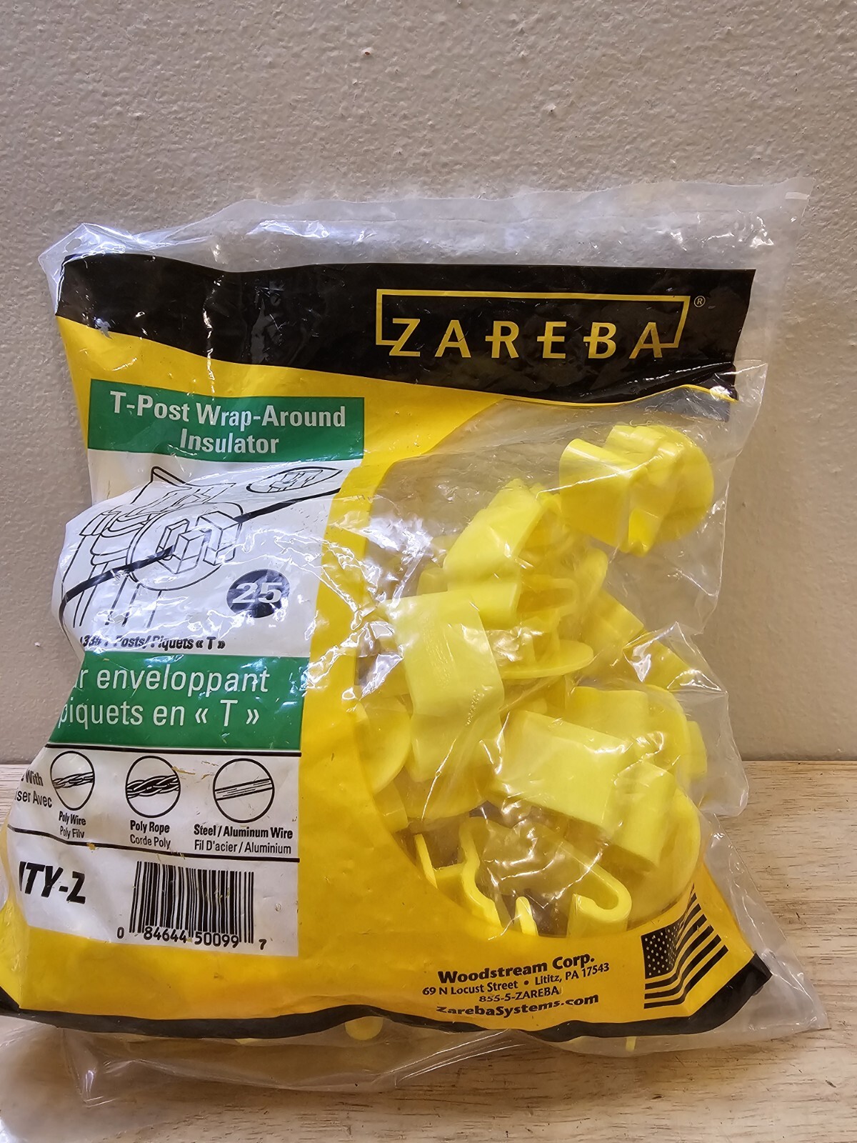 Zareba ITY-Z Standard Snug-fitting T-Post Insulator, 25 per Bag, Yelllow
