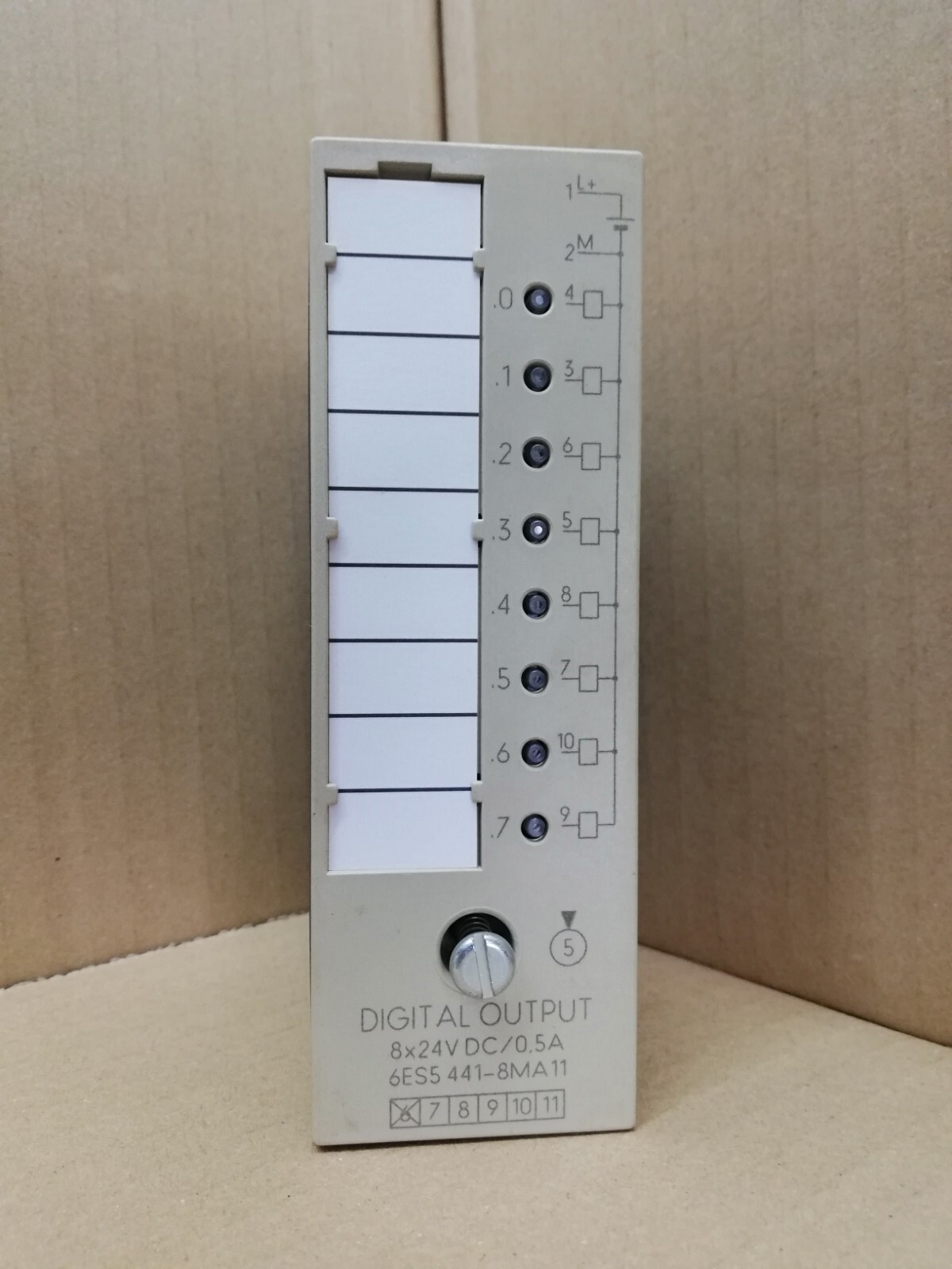 Siemens Simatic S5 6ES5441-8MA11. Digital output 441. 6ES54418MA11