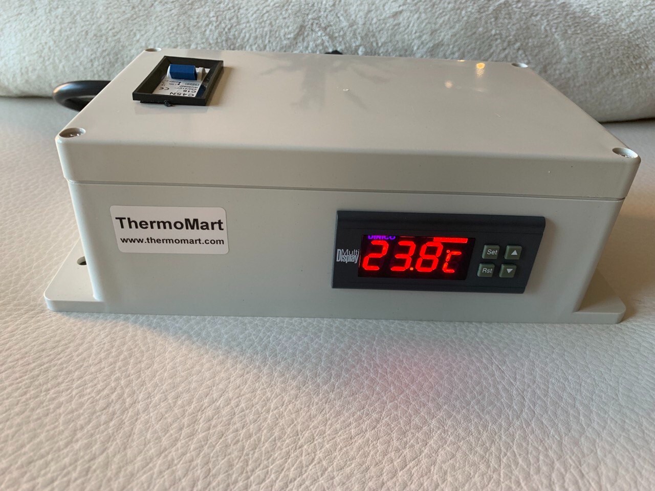 Plug & Play Temperature Control Box fr AV Cabinet Home Theater Cooling Fans