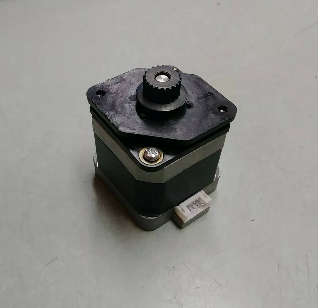 Servo Step MOTOR KV4239-T3U001 1308
