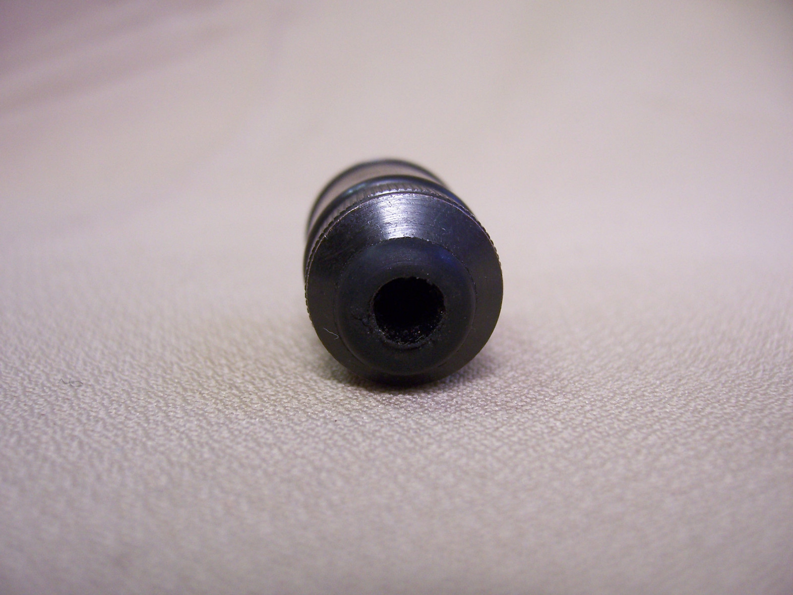 AMERICAN PHENOL 3-PIN FEMALE Amphenol MICROPHONE CONNECTOR MC3F no key shure mic