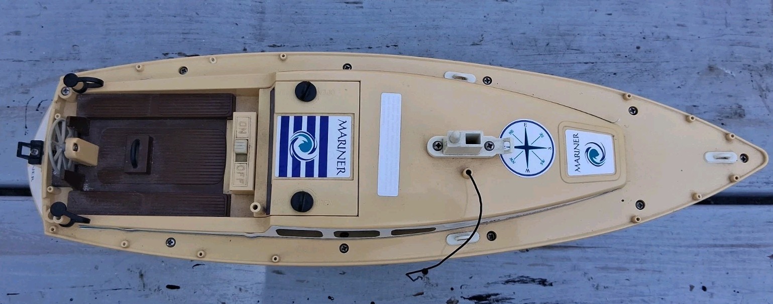 Nikko Mariner 19040BC RC Sailboat Untested No Controller Parts 1/25