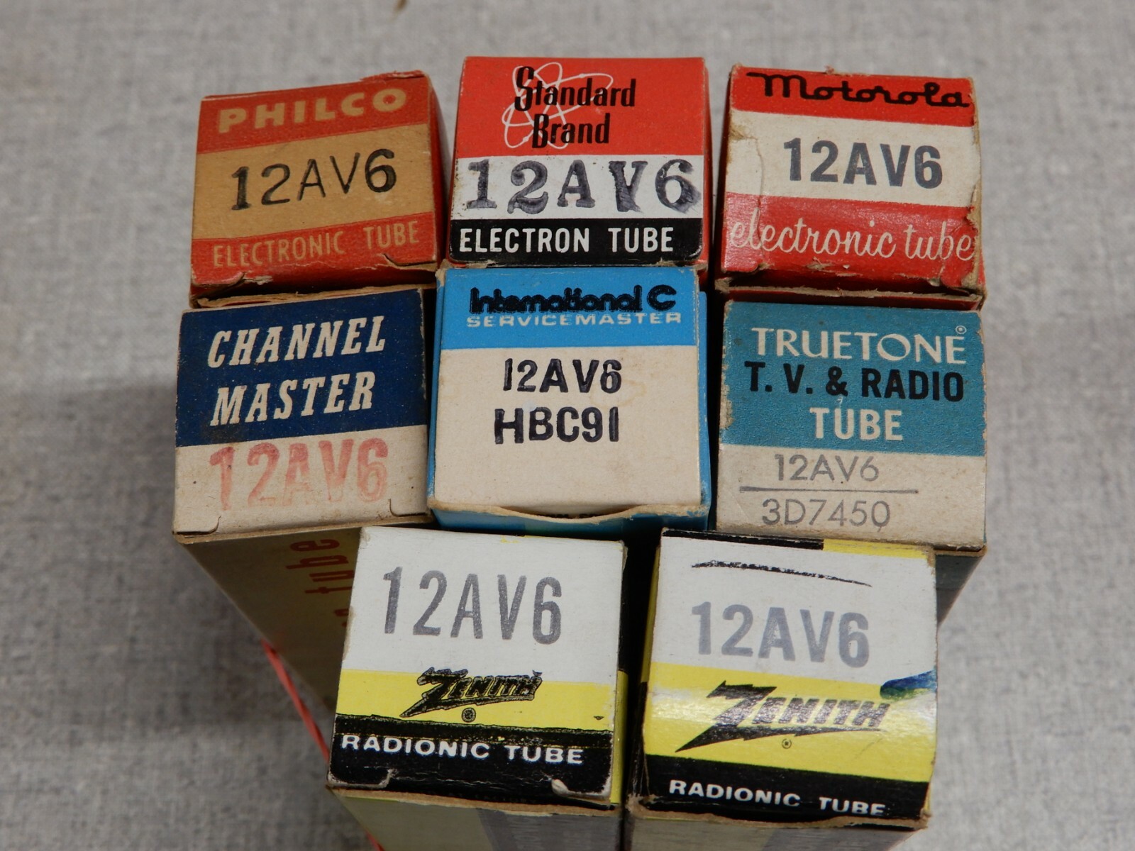 Untested Lots of 12AV6 Vacuum Tubes Qty in ()