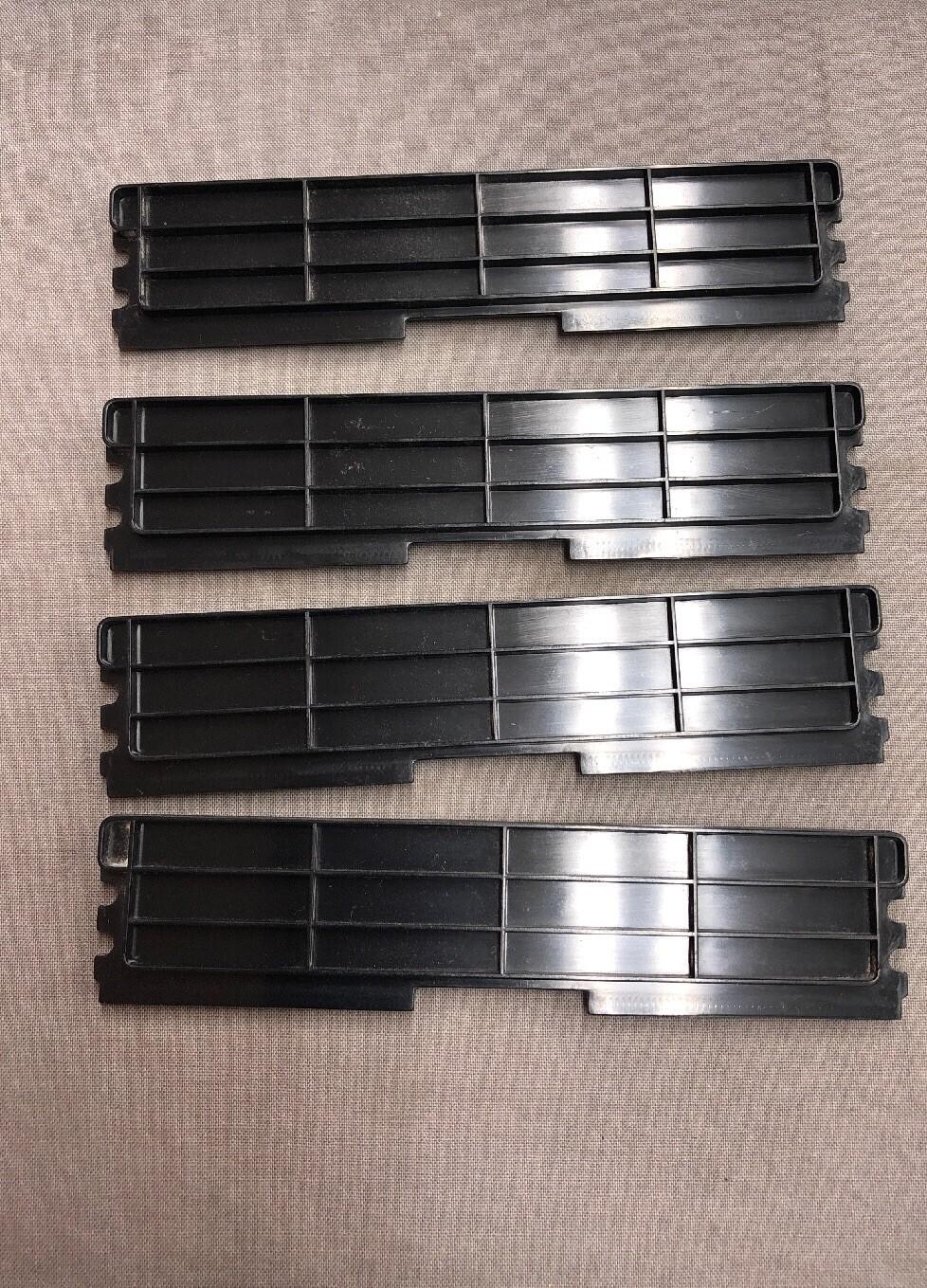 LOT OF 4 IBM DIMM BLANK COMPUTER Server MEMORY MODULE FILLER 44V8227