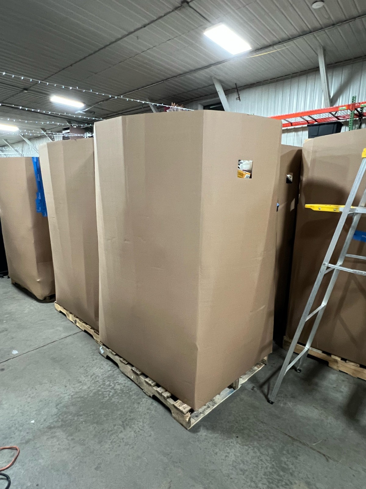 Liquidation Mixed Pallets! – All Brand New Products – General Merch – 500 pcs