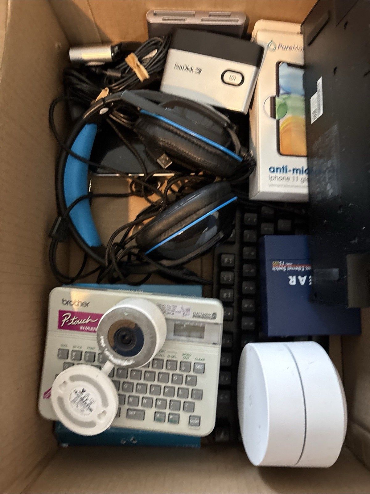 Lot Of Electronics . All Workable Some Cords Missing Usable Or Resell