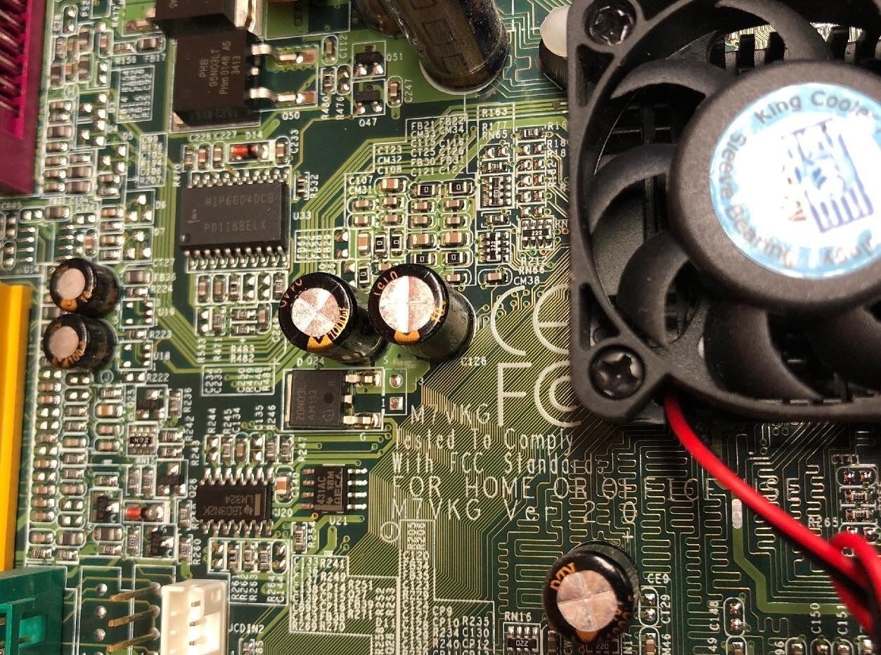 BIOSTAR M7VKG VER 2.0 WITH CPU AMD D950AUT18 AND I/O SHIELD