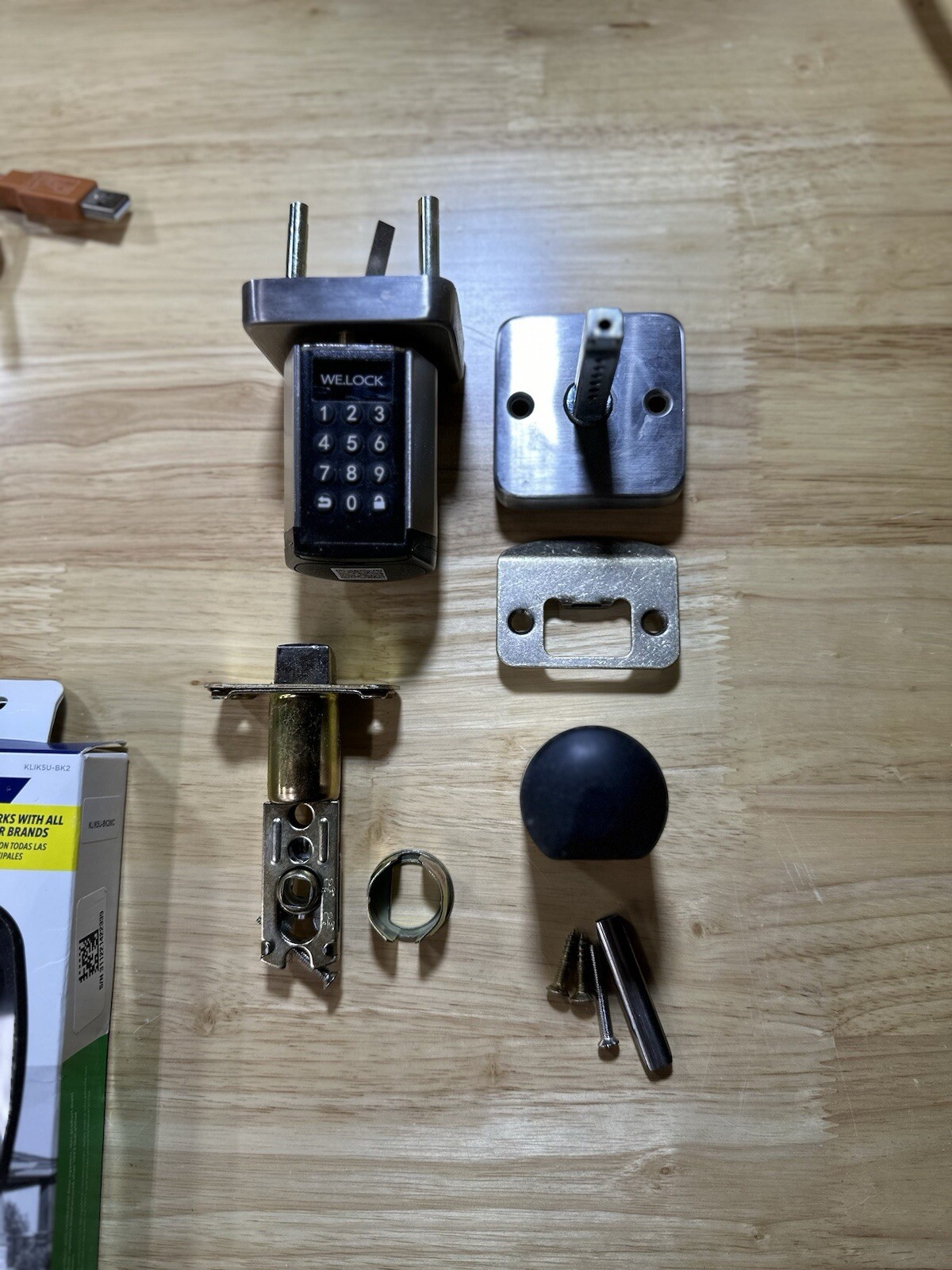 Electronics lot — Alexa