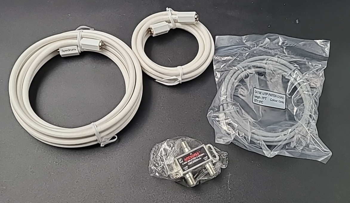 Coax Cable / splitter lot