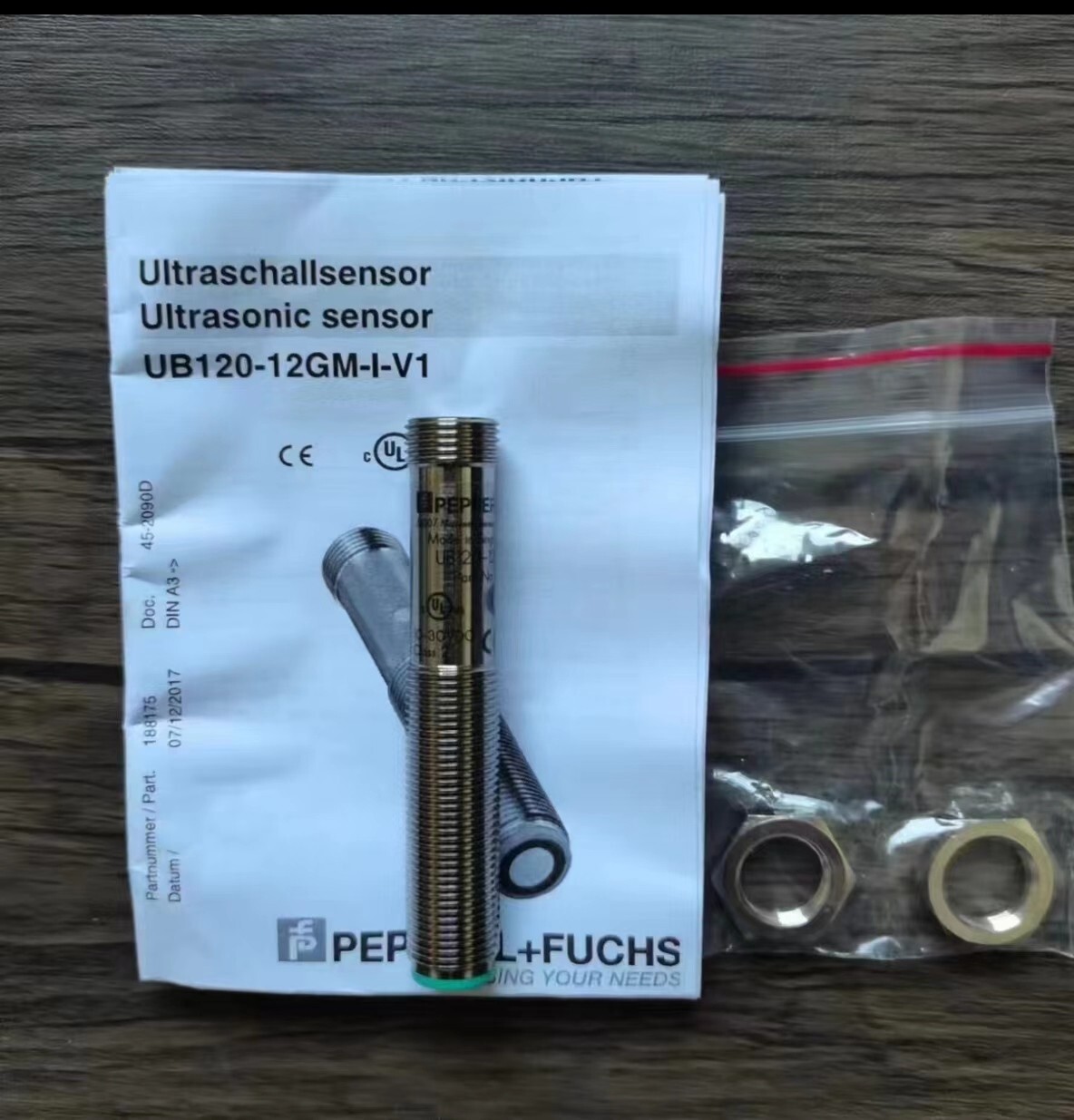 1 PCS Pepperl-Fuchs UB120-12GM-I-V1 IN NEW BOX ALL NEW