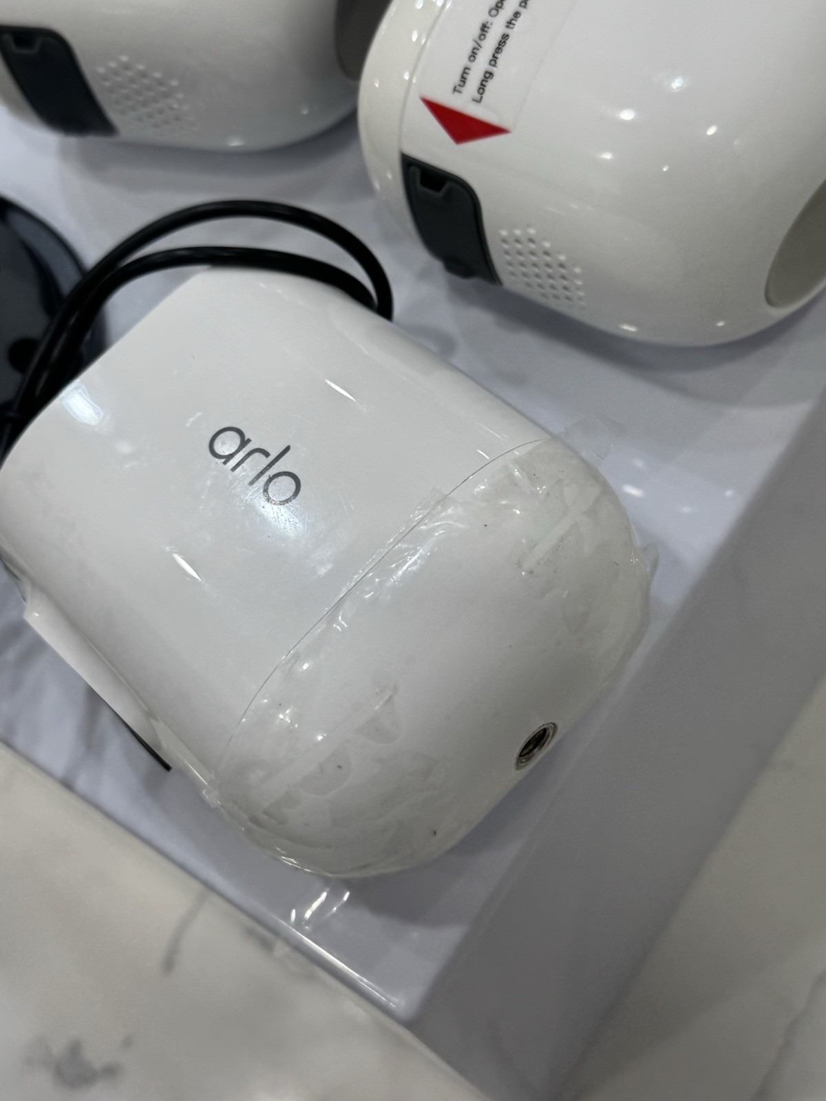 Lot Of Security Cameras Devices Arlo Essential Spotlight, Kittyhok SC4 Pro
