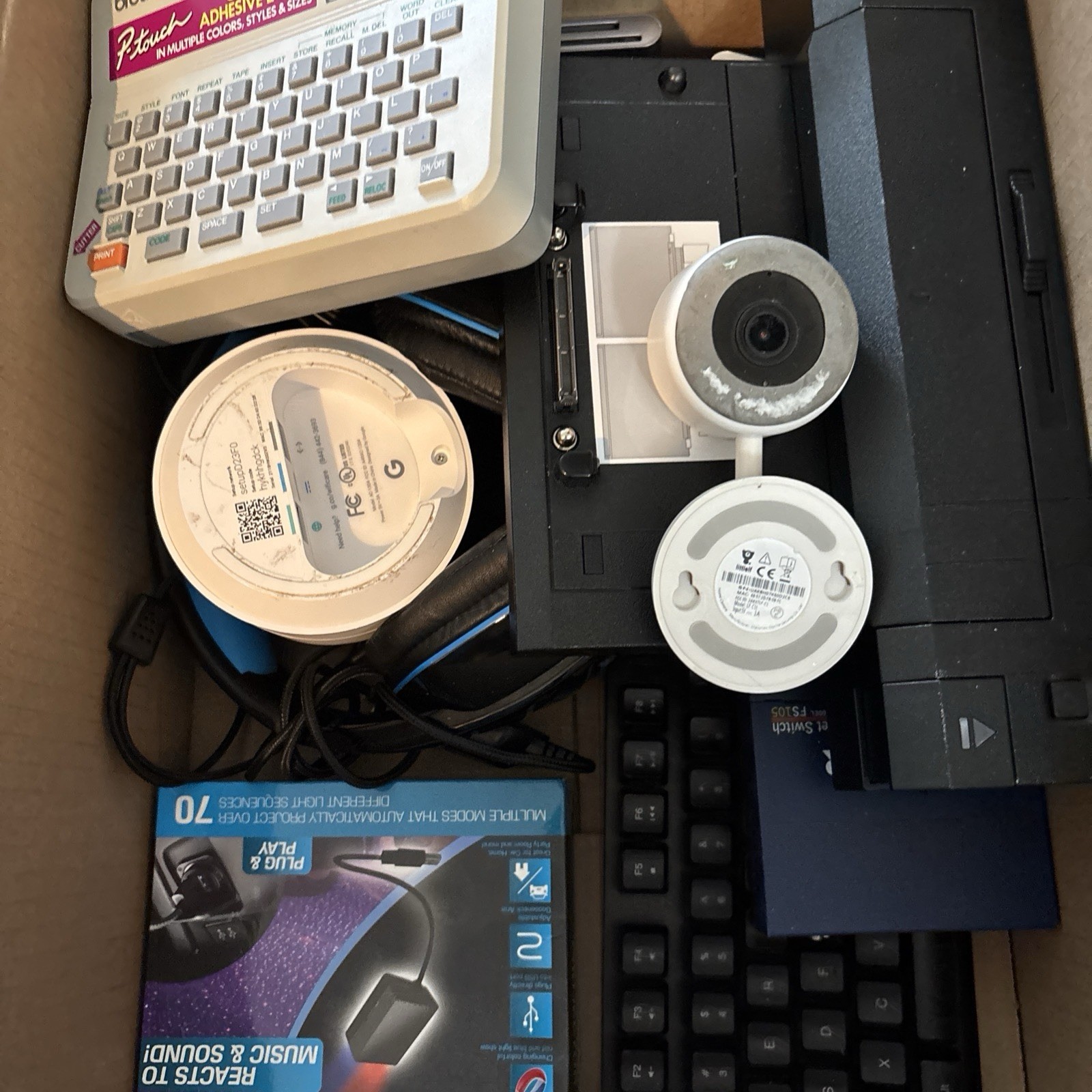 Lot Of Electronics . All Workable Some Cords Missing Usable Or Resell