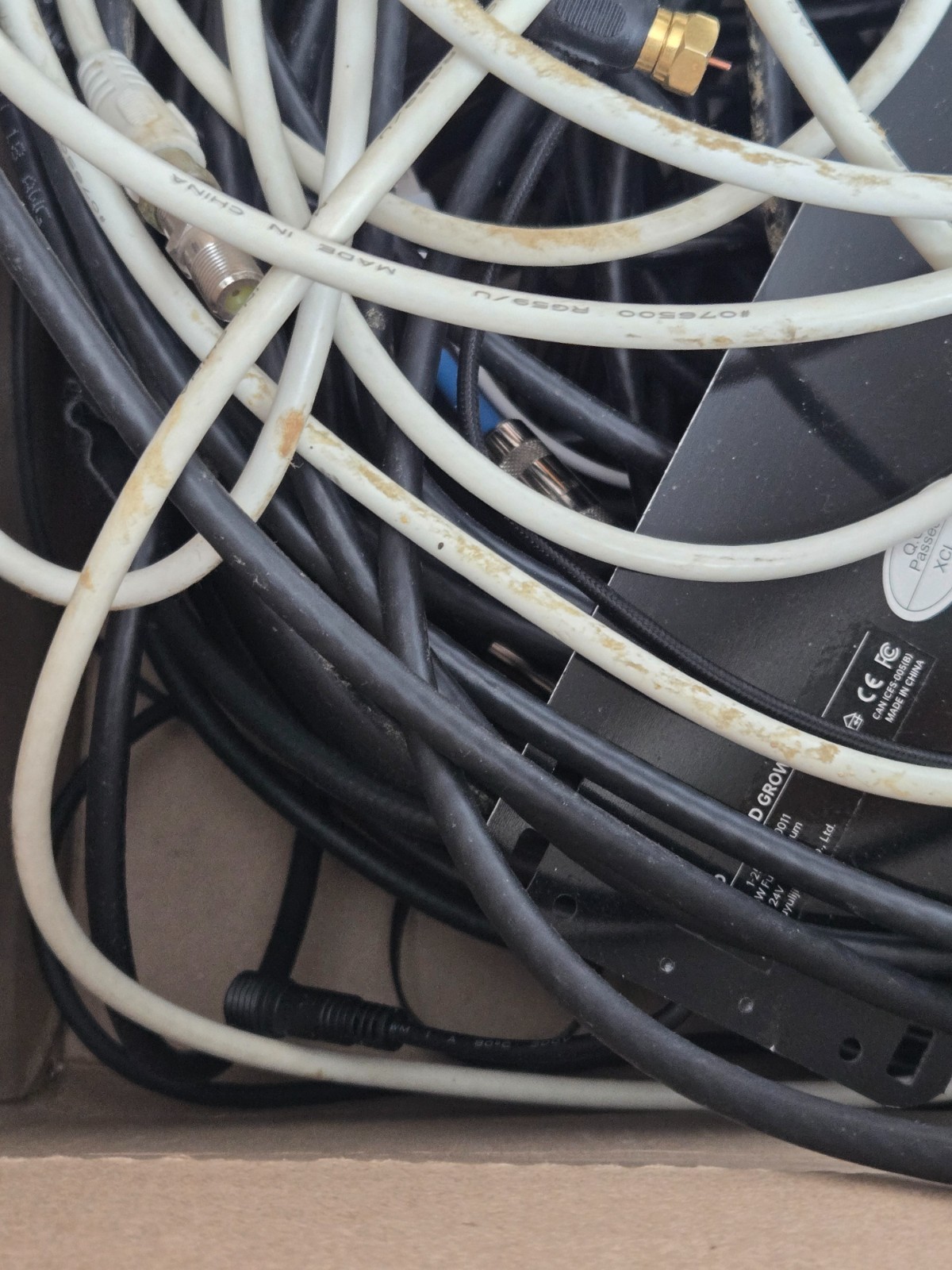 Lot of spare parts – mostly old co-ax cables, a couple guitar cables, etc etc