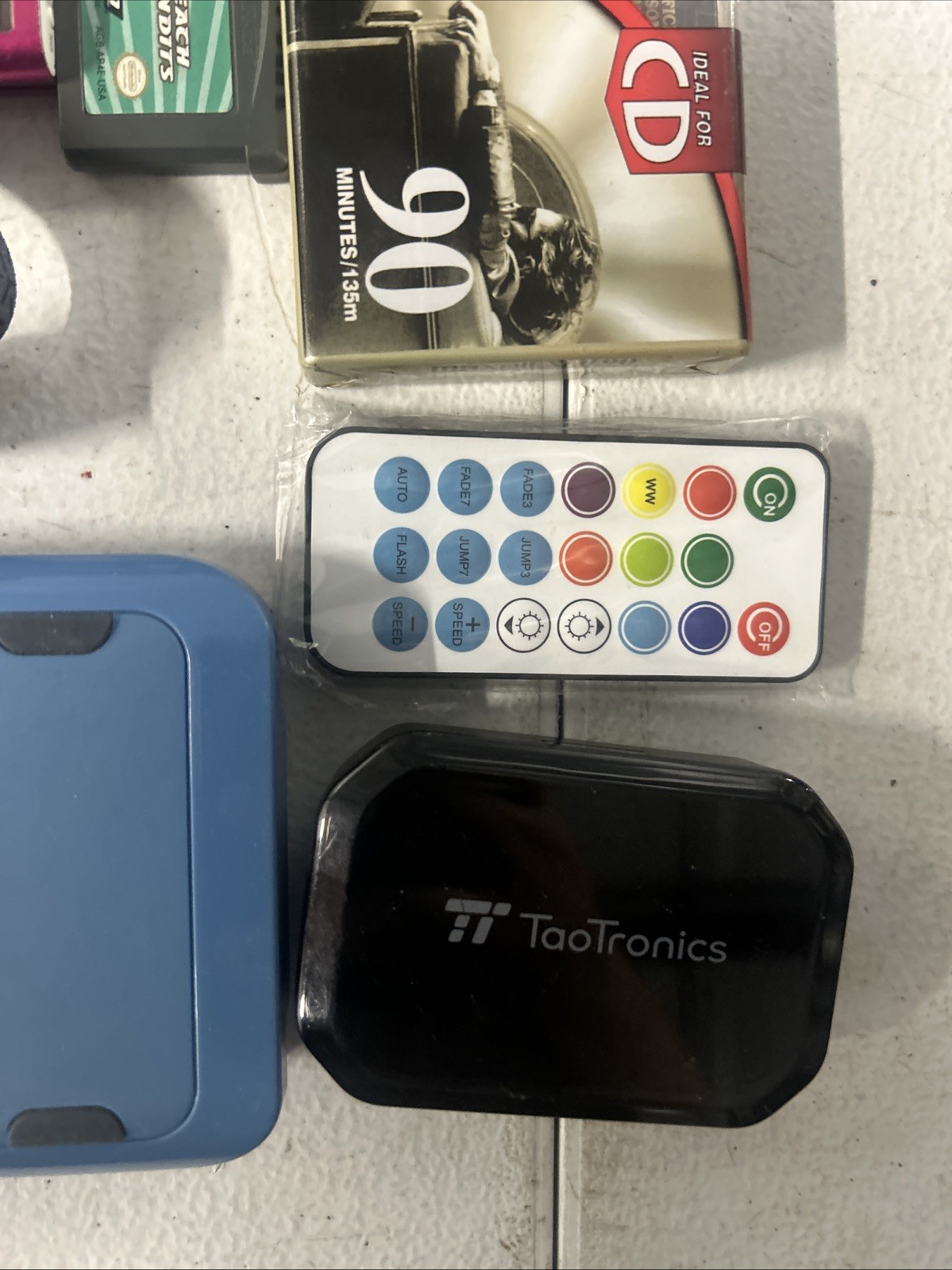 Junk Drawer Small Electronics Mixed Lot Nintendo, Nebo + More READ