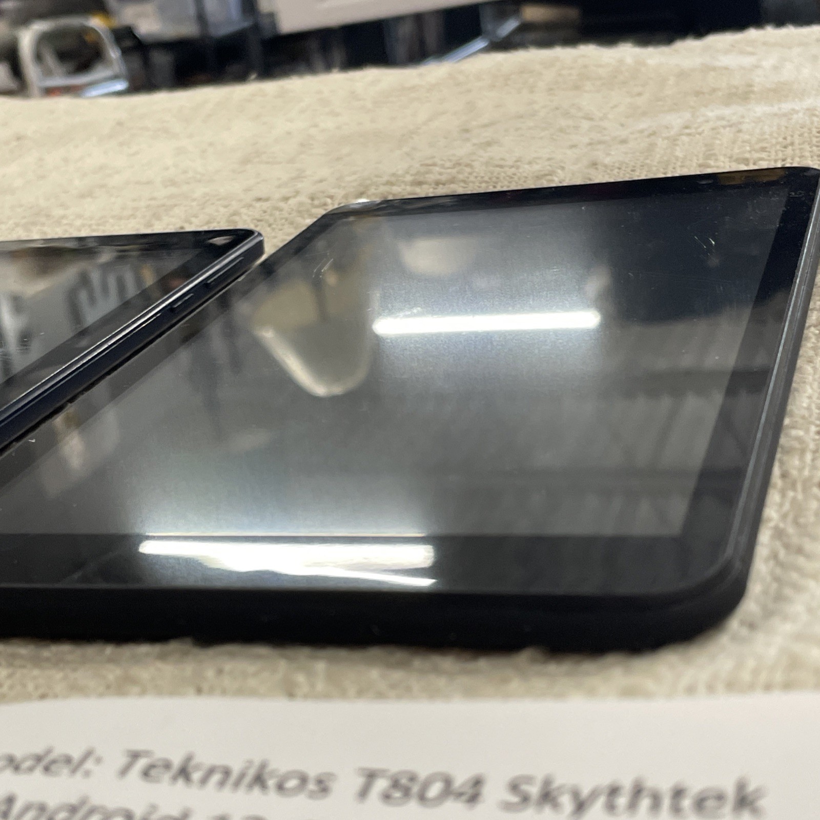 Mixed Lot of 2 Onn & Teknikos Tablets *UNTESTED* *SOLD AS IS*
