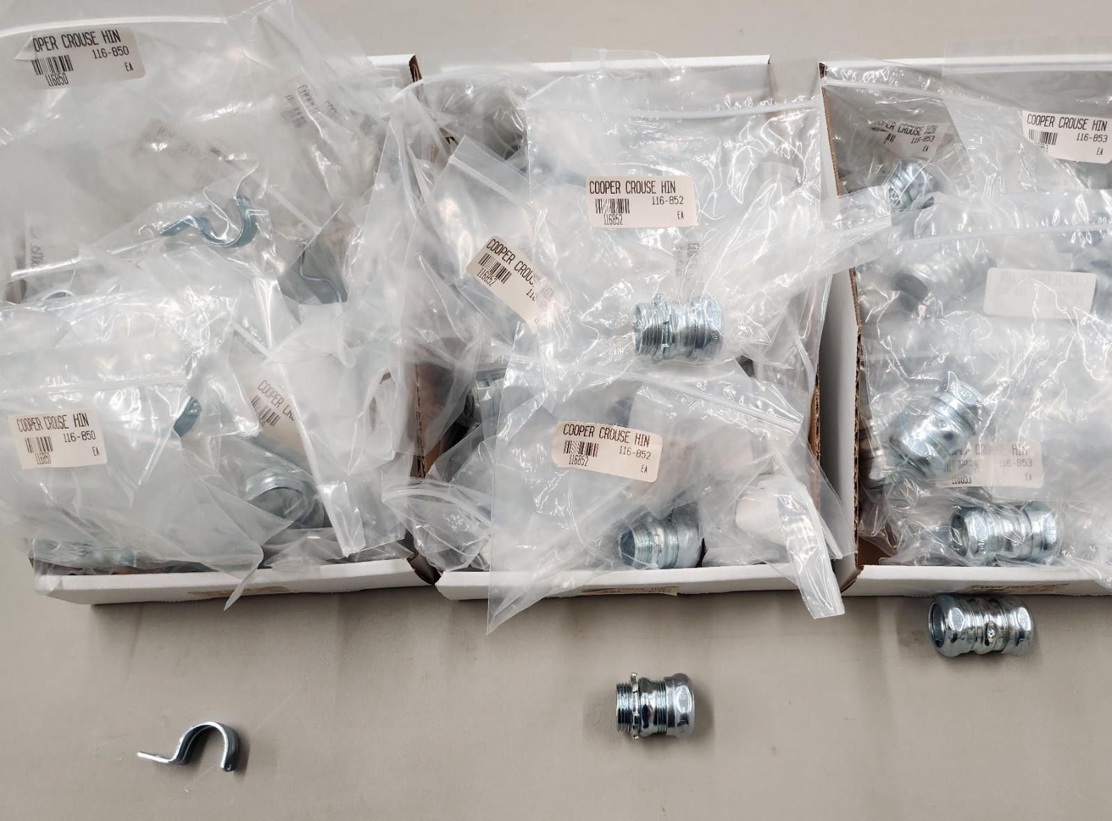 Mystery Electrical Lot 85 Separate Items for a total of 4,684 Pieces