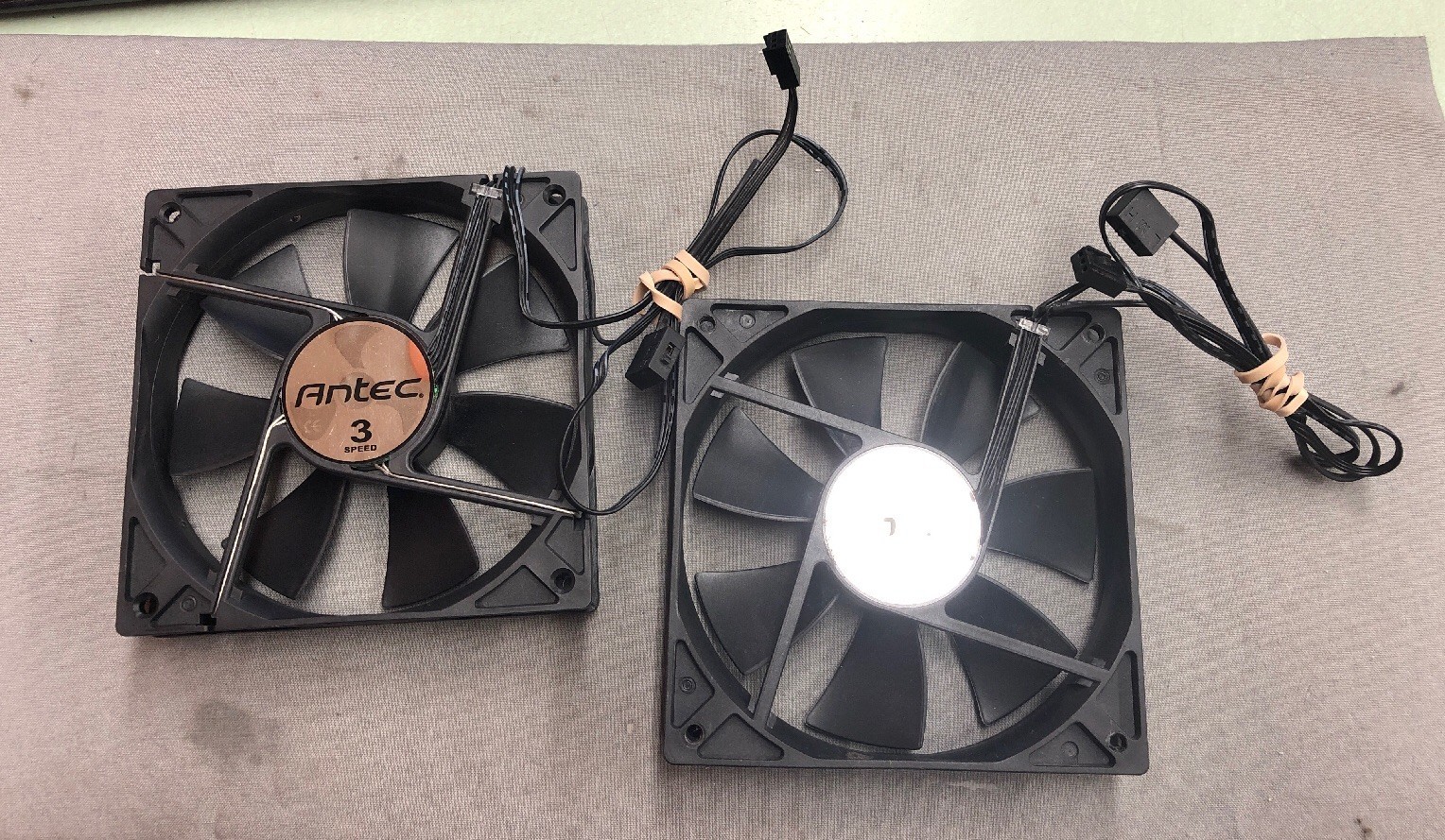 LOT OF 2 Antec 3 speed computer cooling fan 3 prong connector