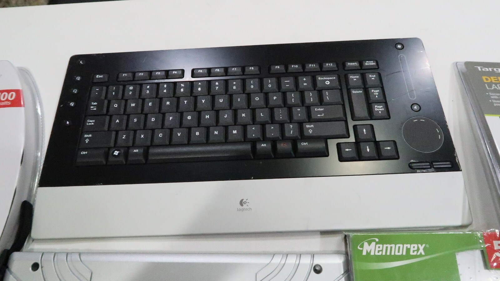 Electronics for parts, repair, working, new lot Logitech,Targus,CyberPower,Nikon