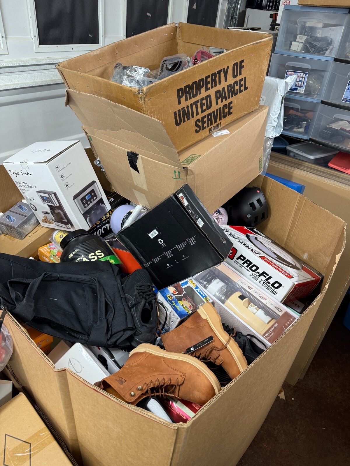 Amazon Overstock AMZ and TGT Liquidation Wholesale Mixed Lot Reseller Pallets