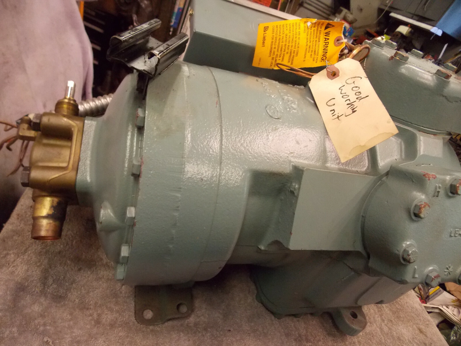 Carlyle compressor 06DF8252BA3600 Commercial Refigeration 15 Ton air condition