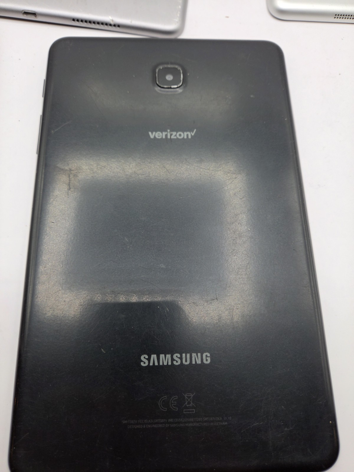 Lot of Apple & Samsung Devices (iPads,etc)