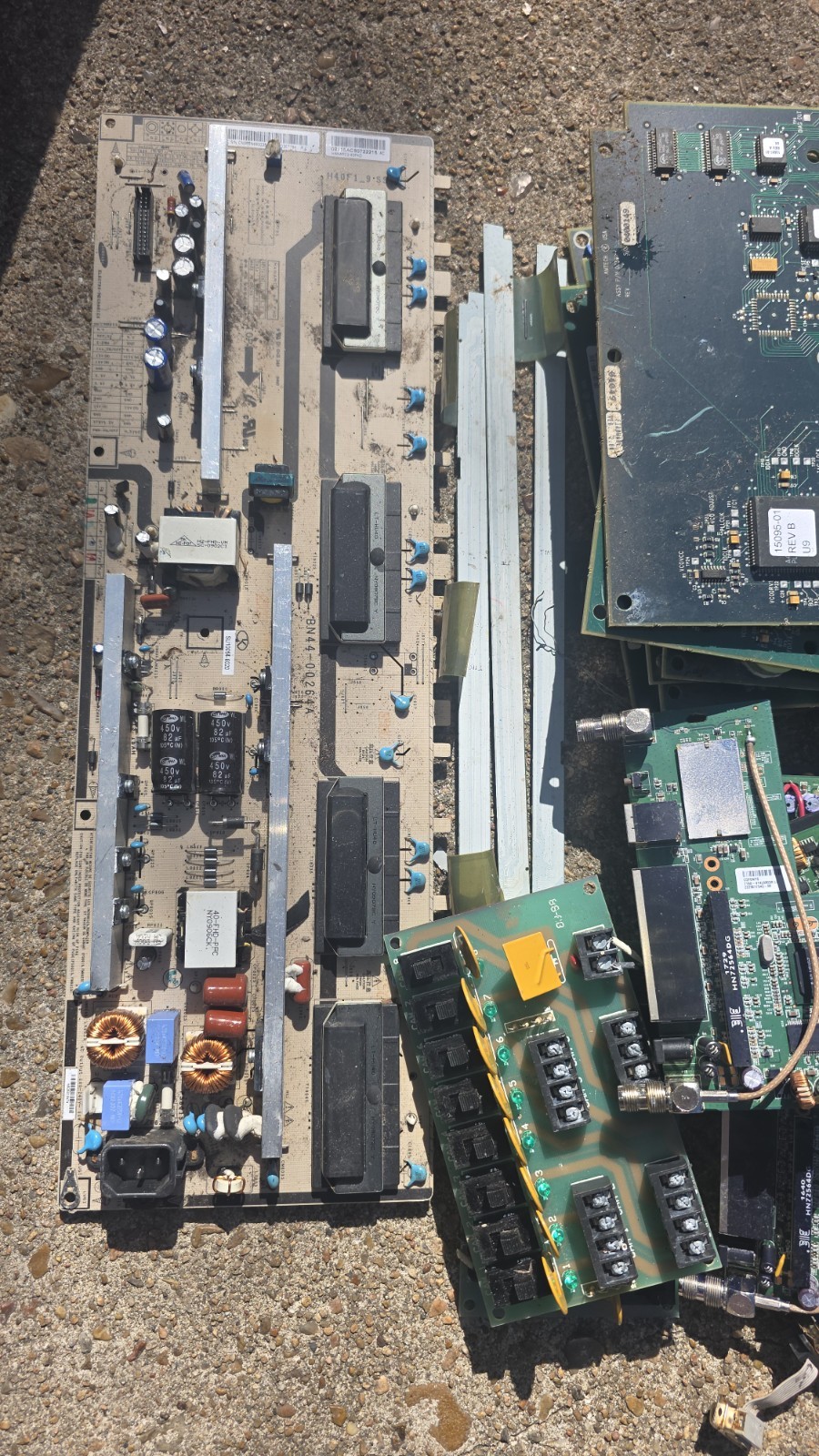 Lot 55lbs+ Scrap Gold Copper Metal Electronics Motherboards PCB Computer Parts01