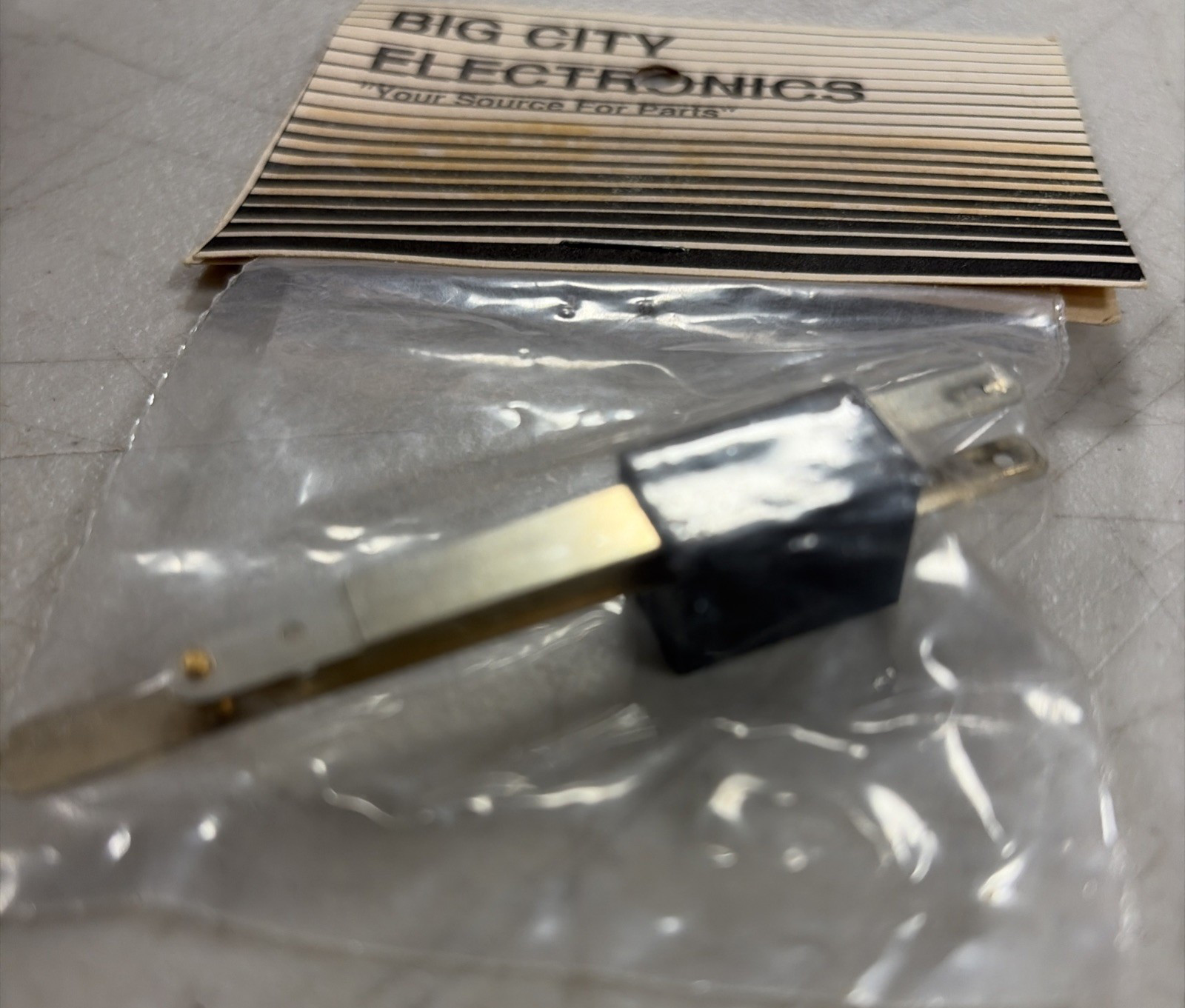 Big City Electronics Chasse Mount Power Port, Reed Switch & More 3 Items New