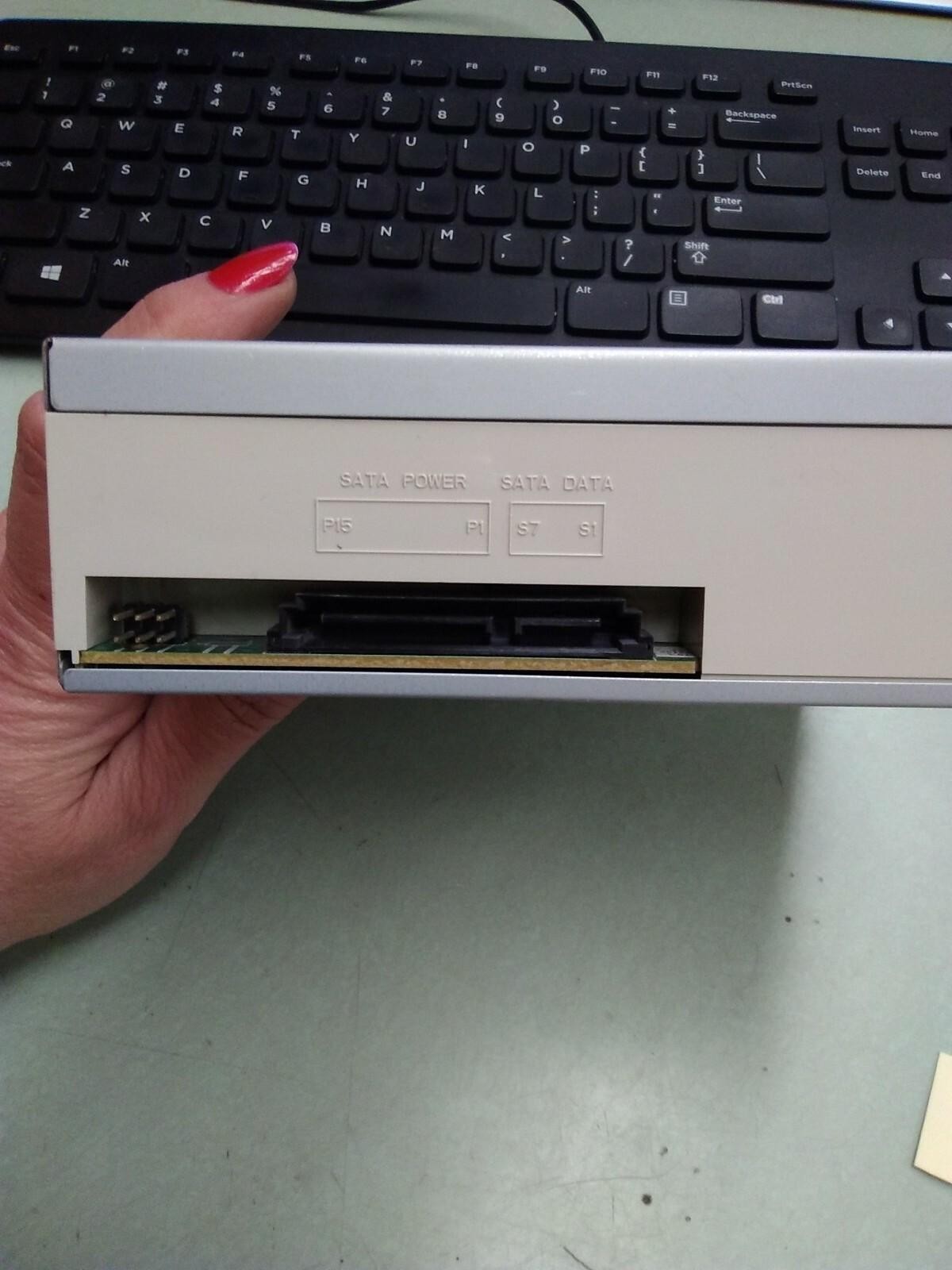 PHILIPS MODEL DH-16D2S DVD-ROM SATA Drive, REV A00