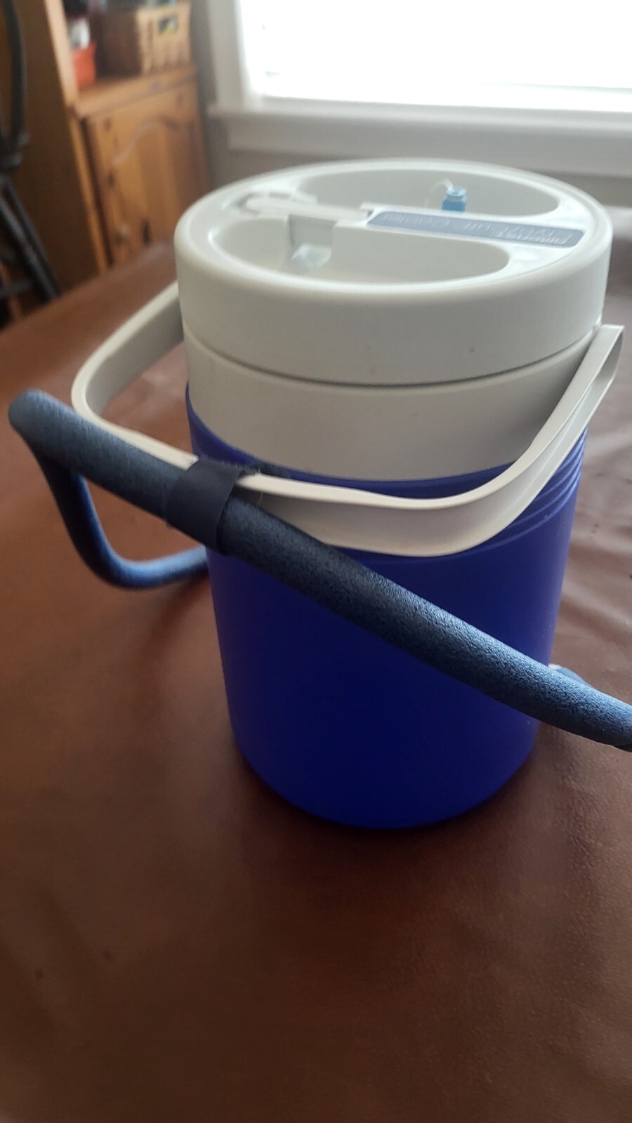 Aircast Cryo/Cuff Cooler & Hose SUPER CLEAN!! NO ELECTRICITY NEEDED!