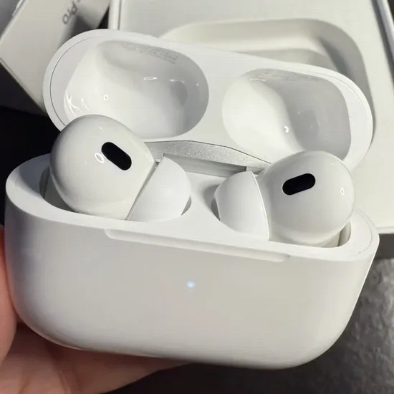 TWS Bluetooth Wireless Earbuds with Charging Case – Compatible with iOS/Android