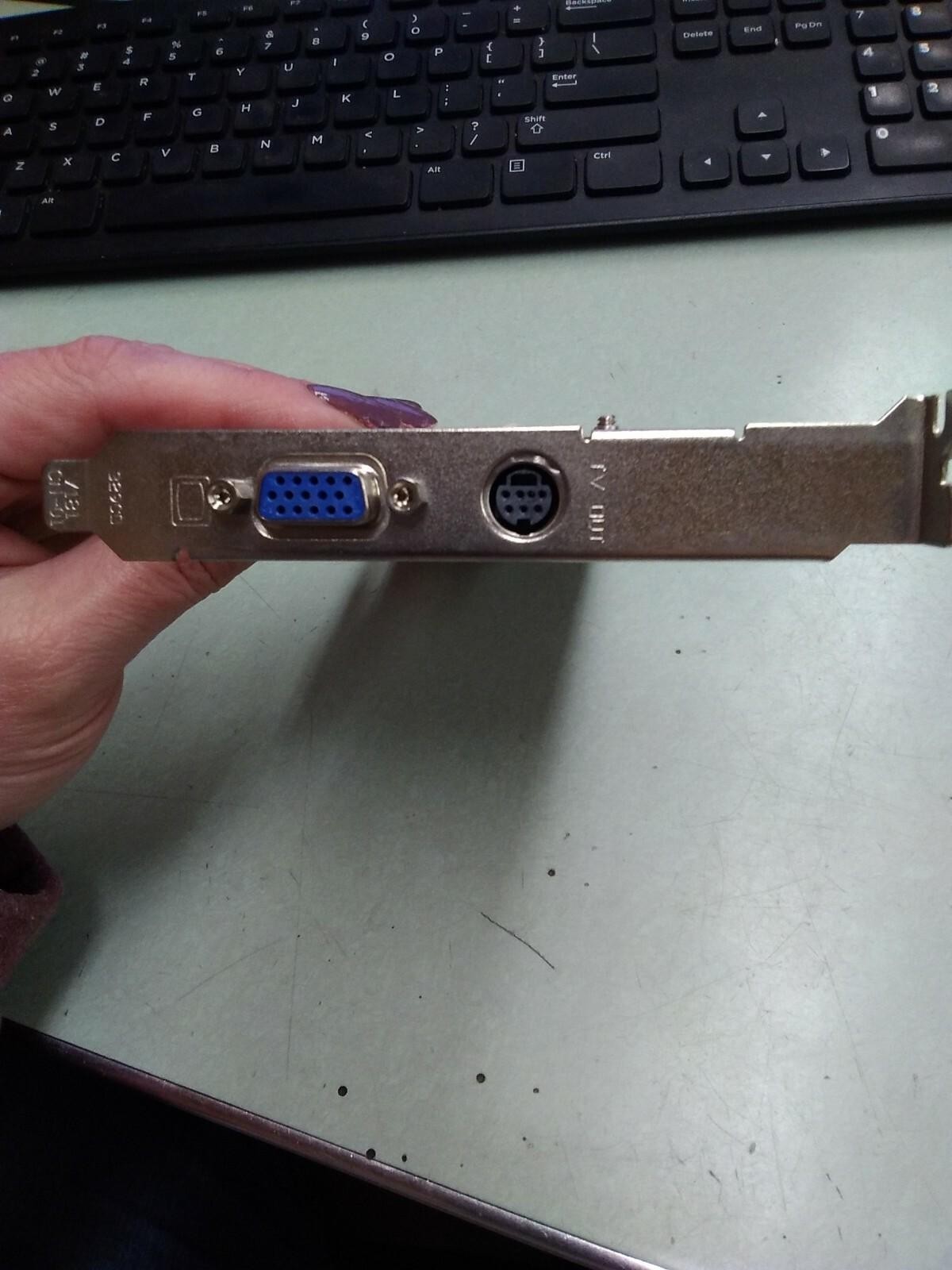 VIDEO CARD D33A27 Wieson 0624 S/N 230524002466 .E-G012-04-2904(B)