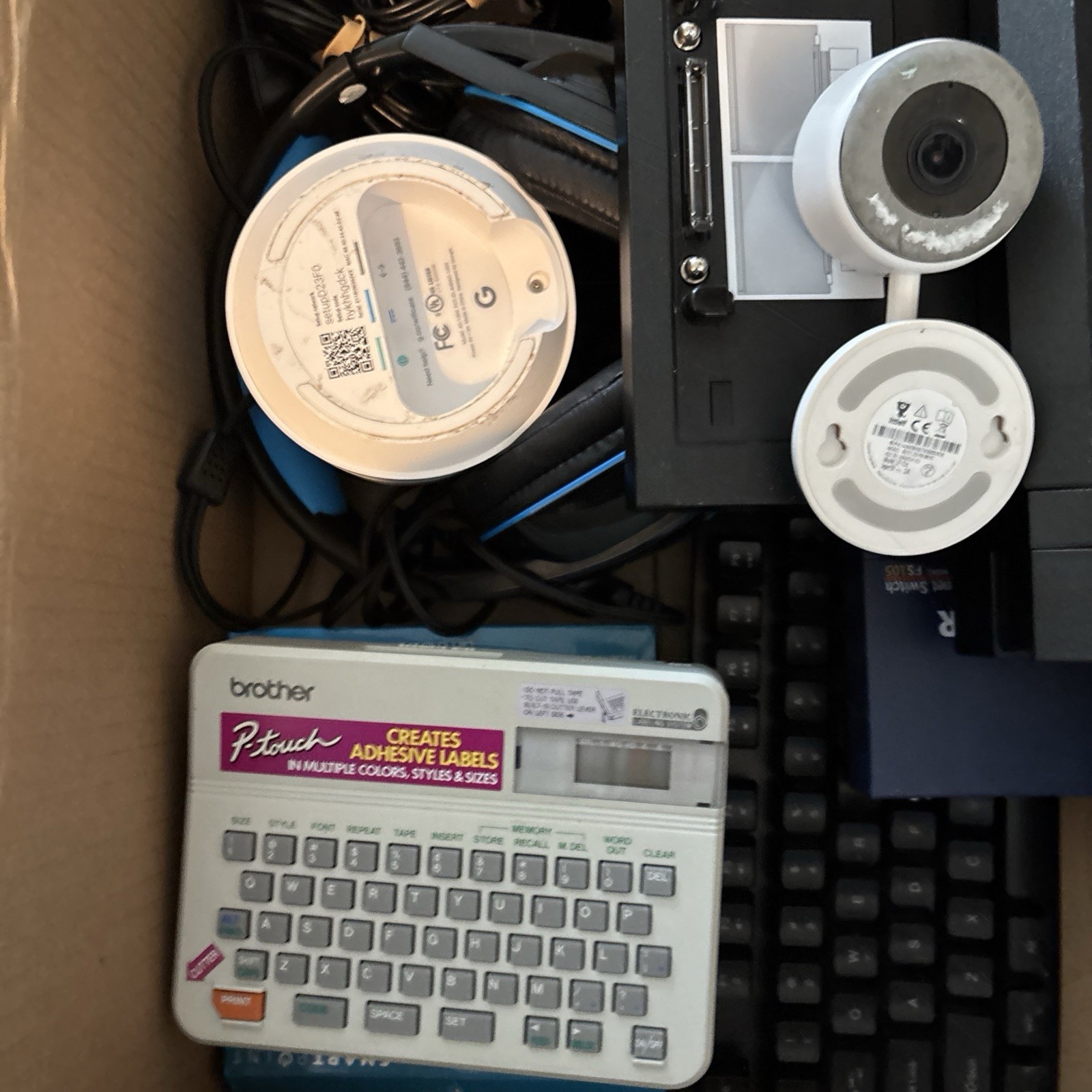 Lot Of Electronics . All Workable Some Cords Missing Usable Or Resell