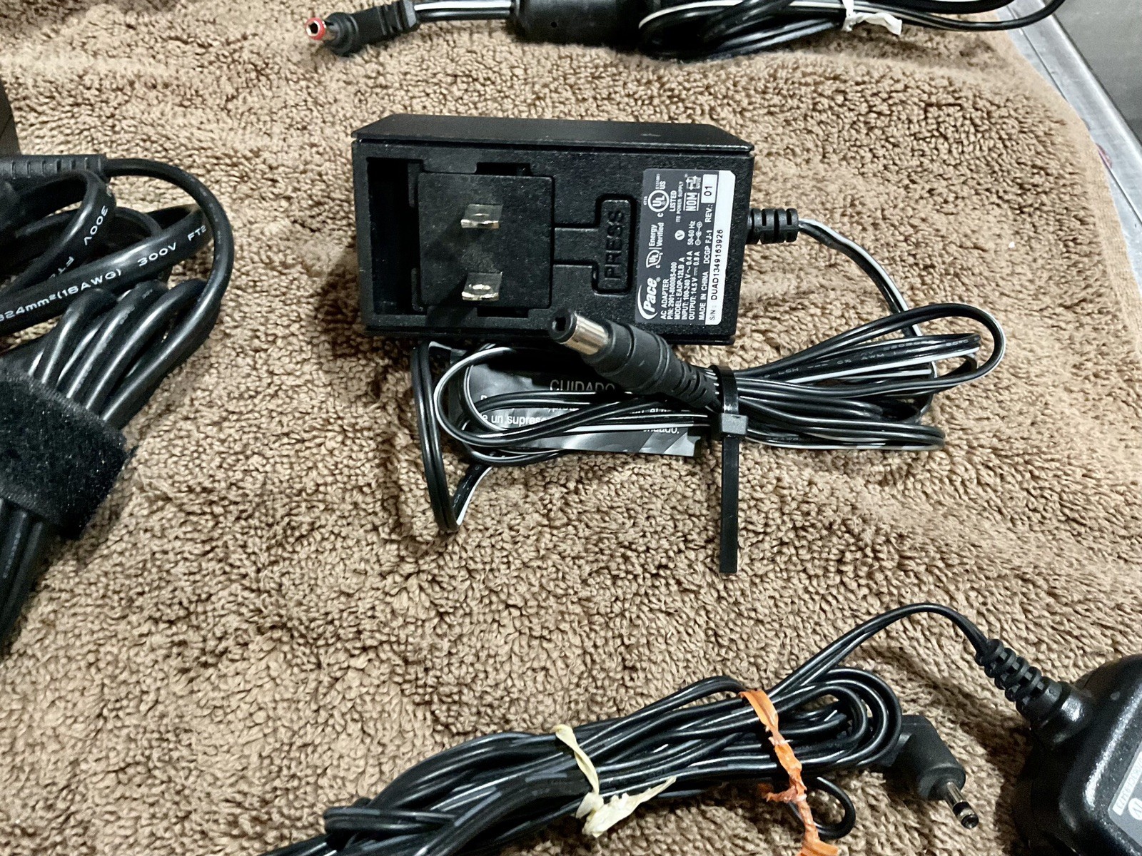 VINTAGE BUNDLE (10) AC APPLIANCE CHARGERS