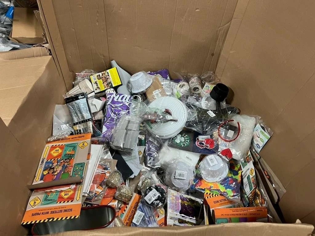 Overstock Inventory Deal Box – Wholesale Merchandise