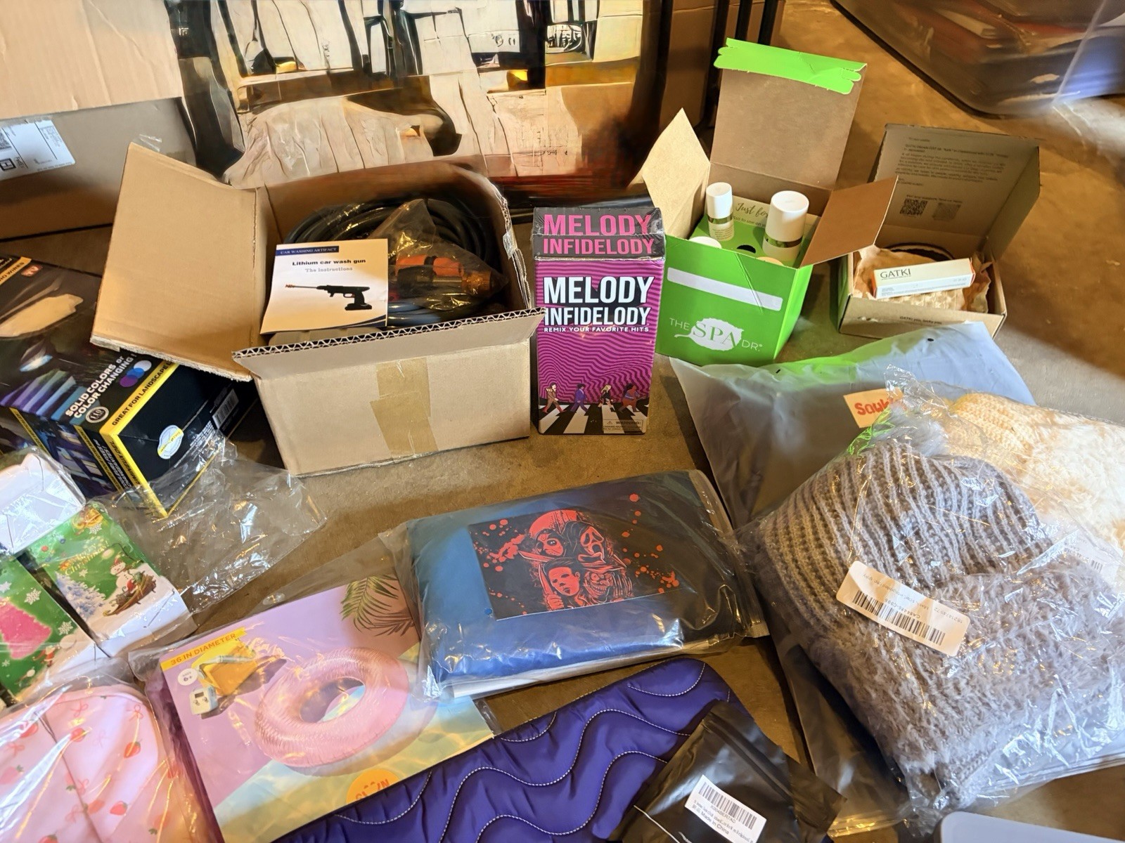 Mixed Home Goods Personal Care Lot Box- All New Unused Items-22+ $300 Value