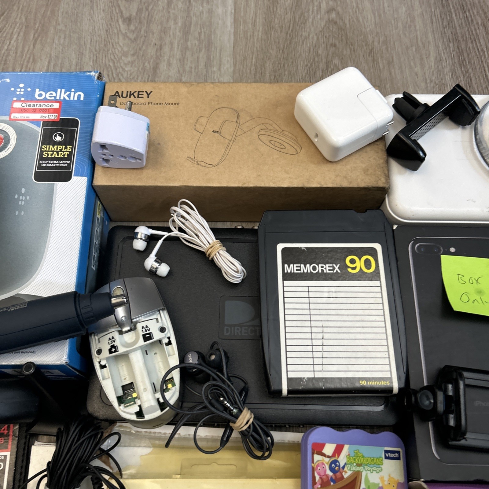 Electronics Reseller PARTS Lot Apple Logitech Microsoft Amazon Sandisk Untested