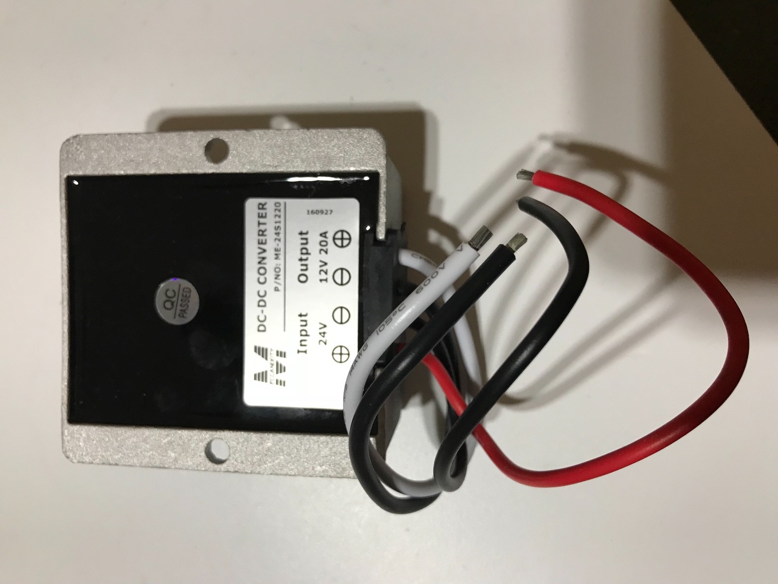 DC/DC Aluminum Converter Regulator 24V Step Down to 12V 20A 240W